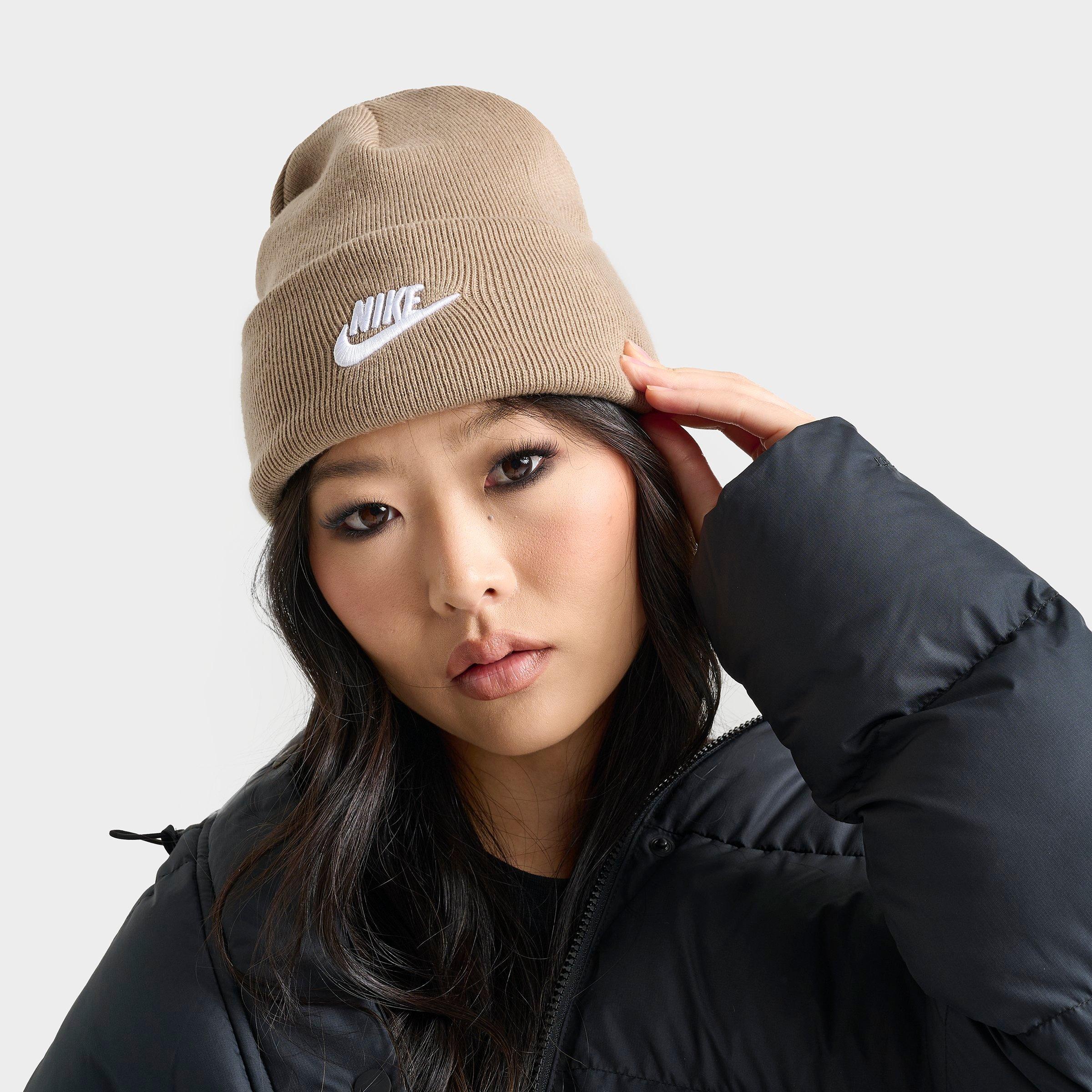Nike Peak Futura Beanie Hat in Khaki
