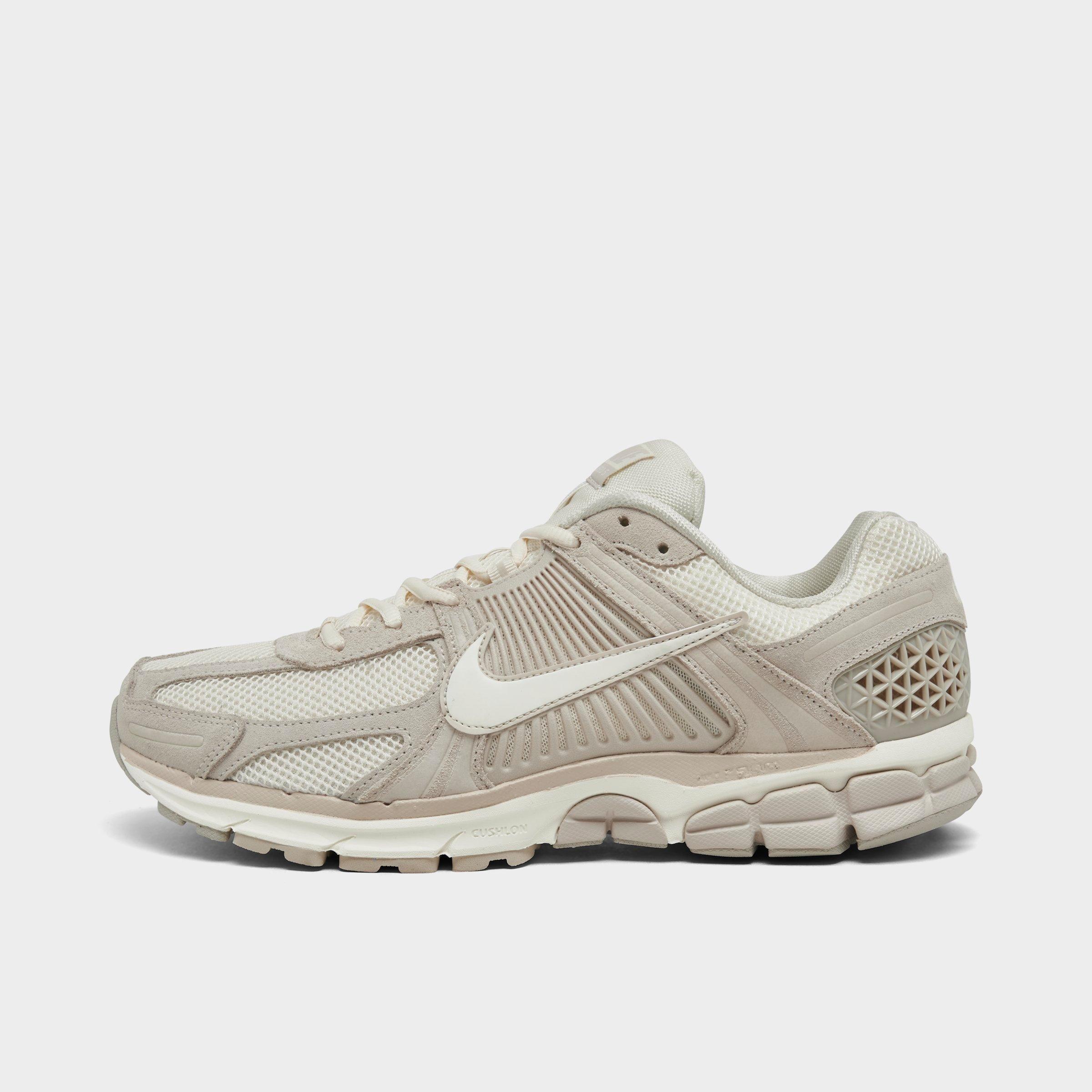 Nike Men's Zoom Vomero 5 Casual Shoes in Light Orewood Brown/Light Orewood Brown Size: 8.0