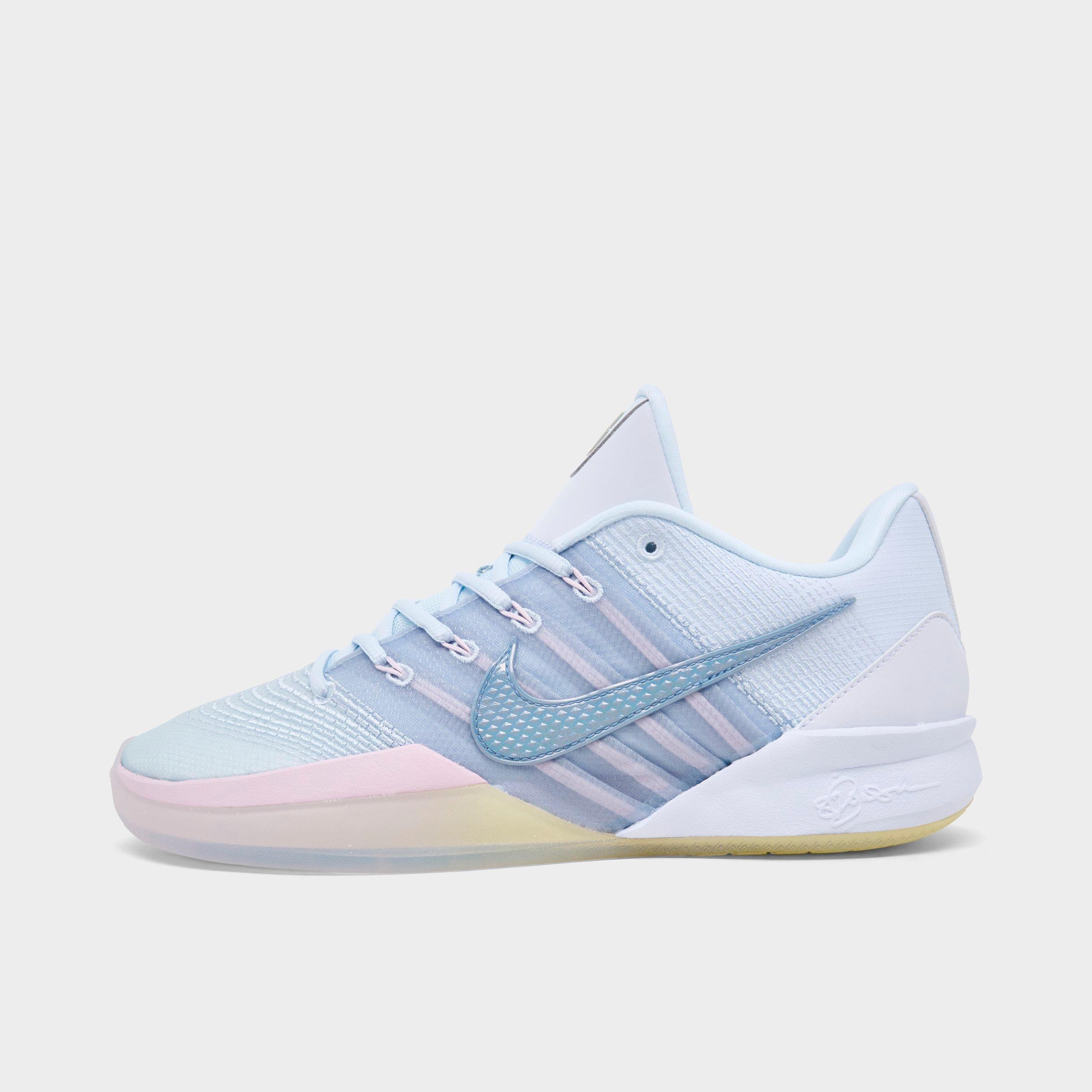 Nike Sabrina 3 Basketball Shoes in White/Football Grey/Bleached Lilac Size: 9.0