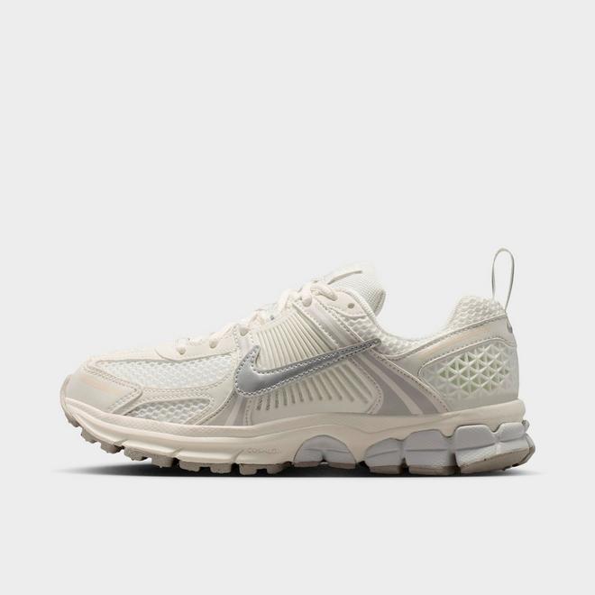 Big Kids' Nike Vomero 5 Casual Shoes
