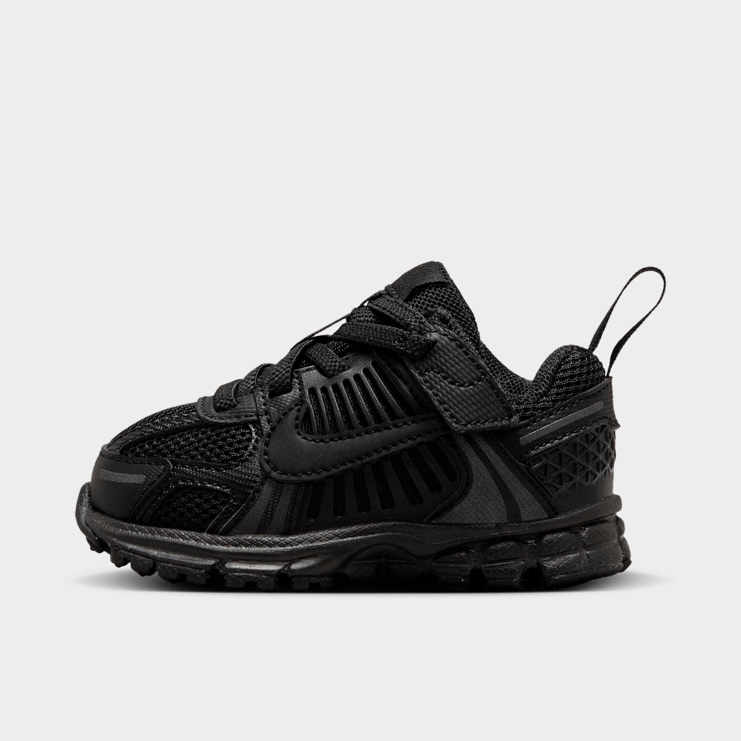 Nike Infant and Kids Toddler Vomero 5 Stretch Lace Casual Shoes in Black Size: 10.0