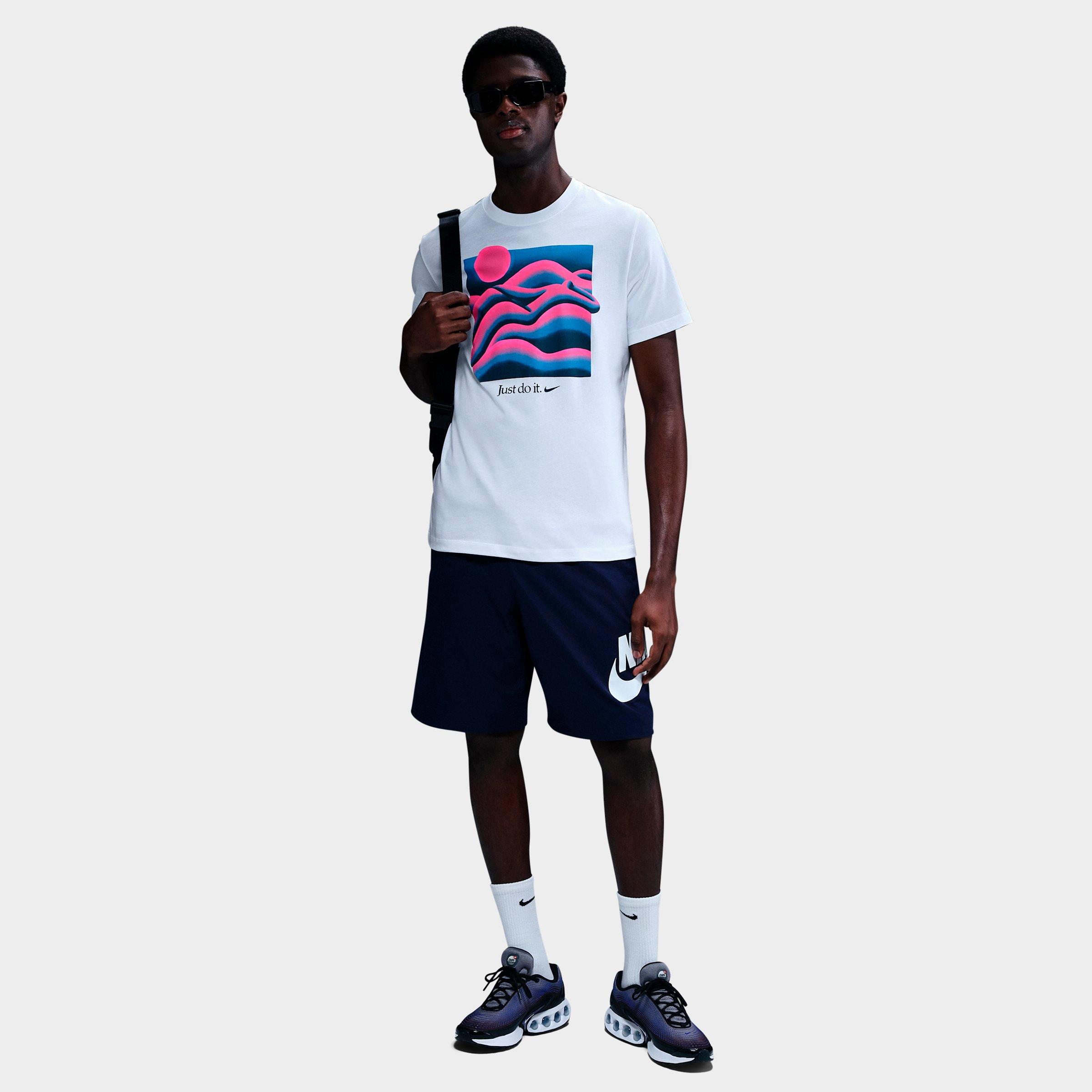 Nike Men's Sportswear Artistic Waves Graphic T-Shirt in White Size: XS
