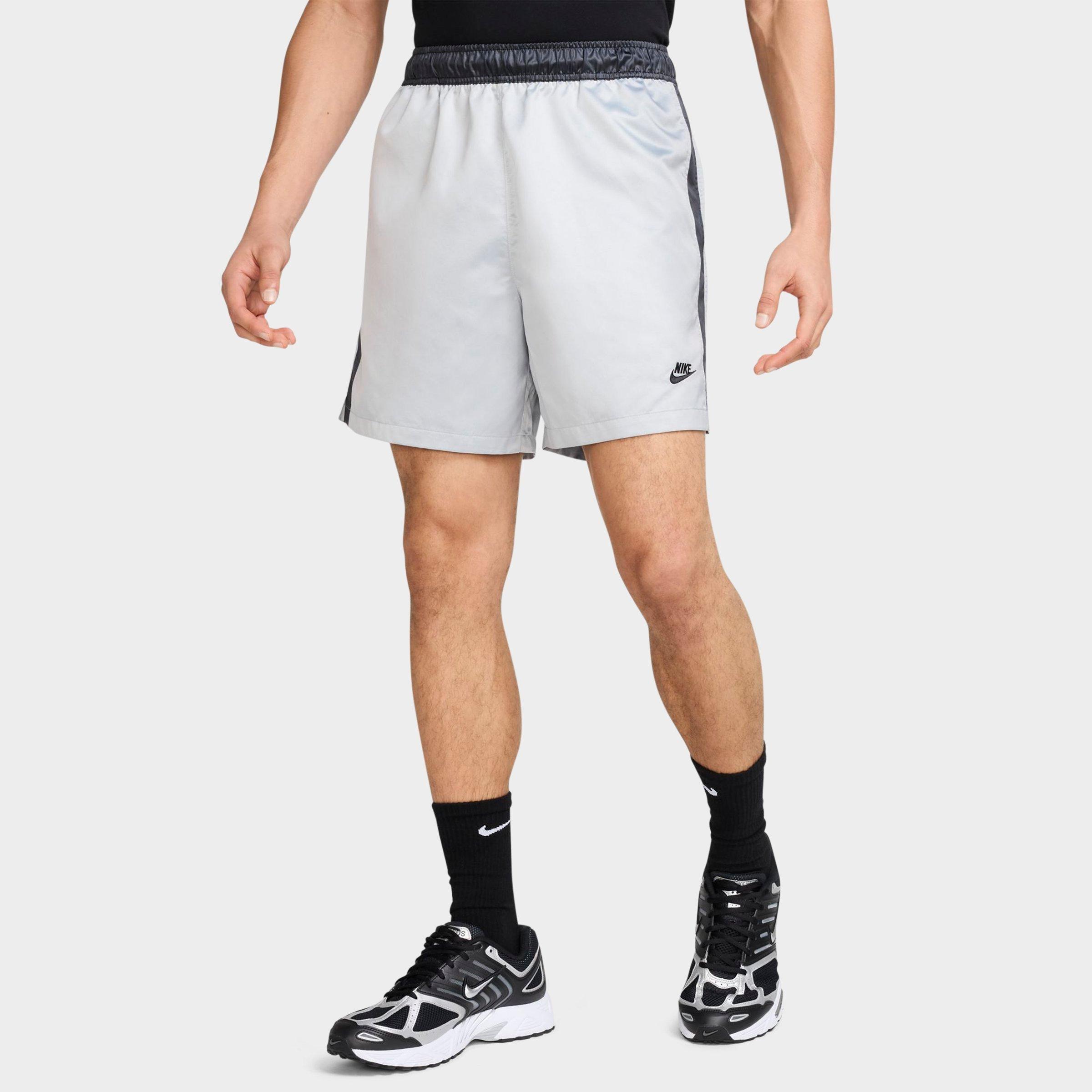 Nike Men's Sportswear Club Flow Football Shorts in Light Smoke Grey/Black Size: XS