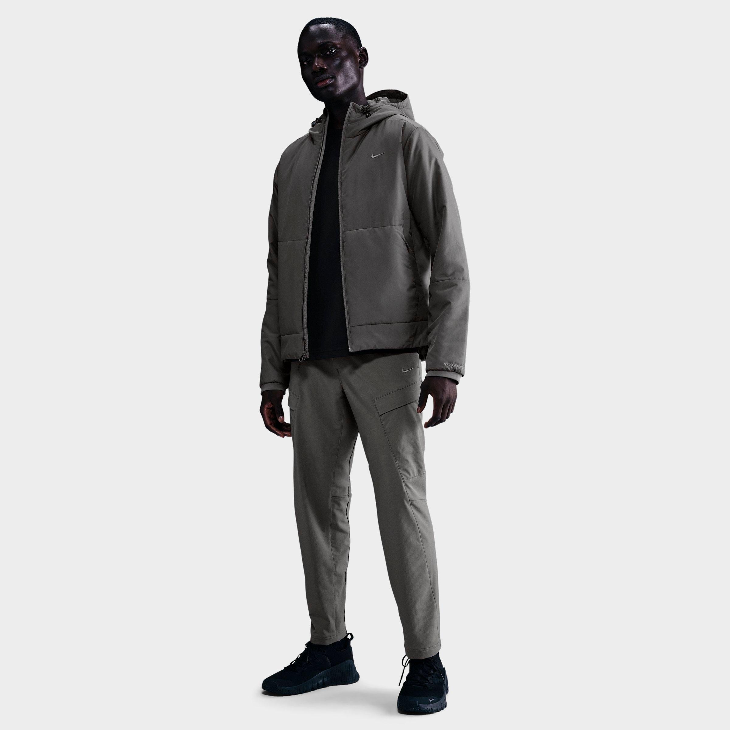 Nike Men's Unlimited Dri-FIT Versatile Cargo Pants in Black Size: Small