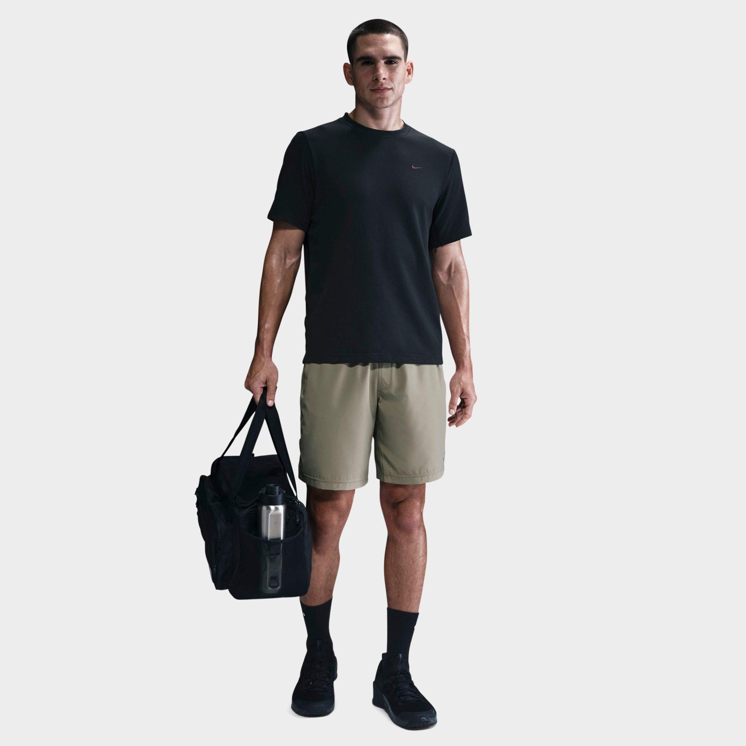 Nike Men's Primary Dri-FIT Seersucker Versatile Top in Black Size: XS
