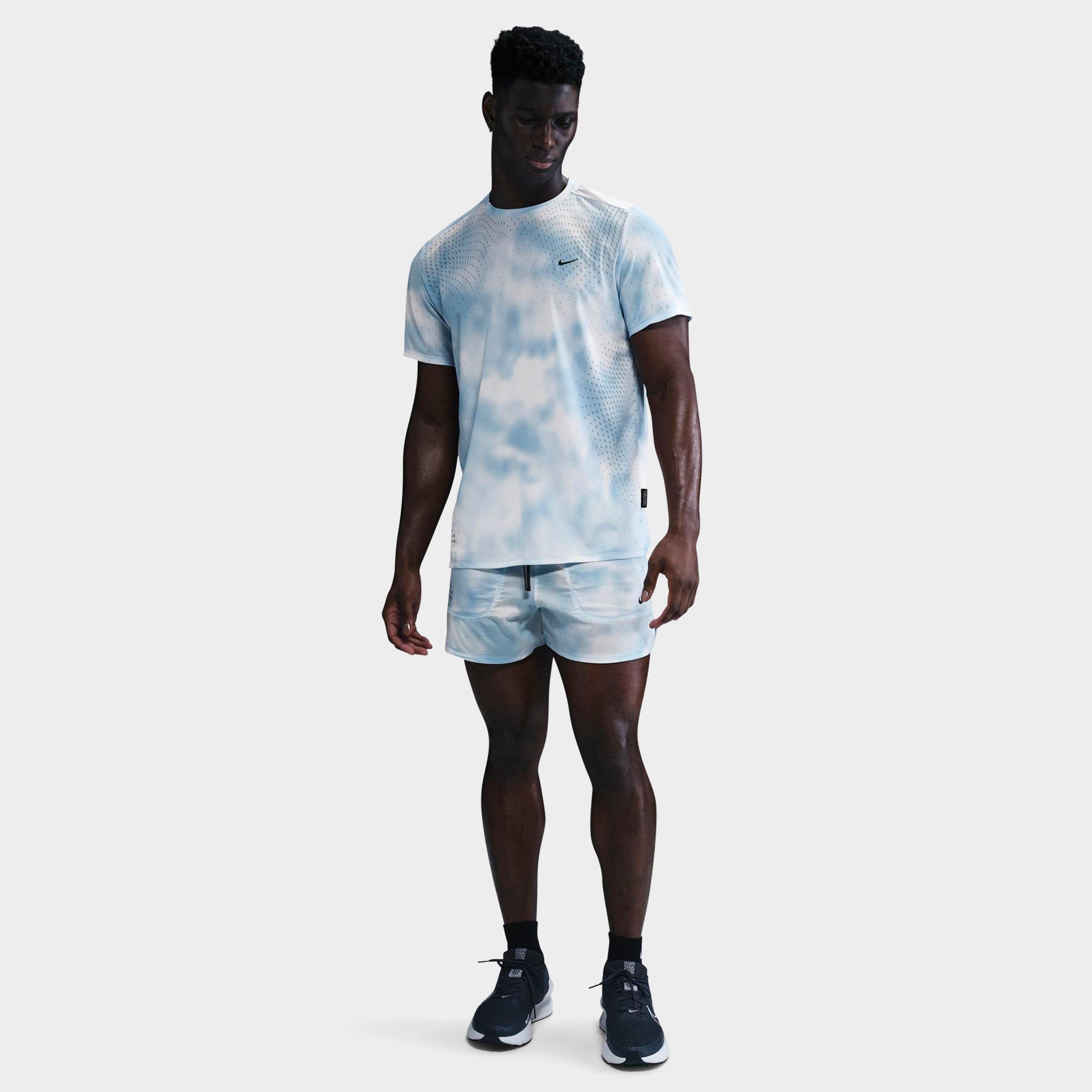 Nike Men's Running Division Breathe Dri-FIT ADV Running Top in Blue/Psychic Blue Size Small 100% Polyester/Knit/Jacquard