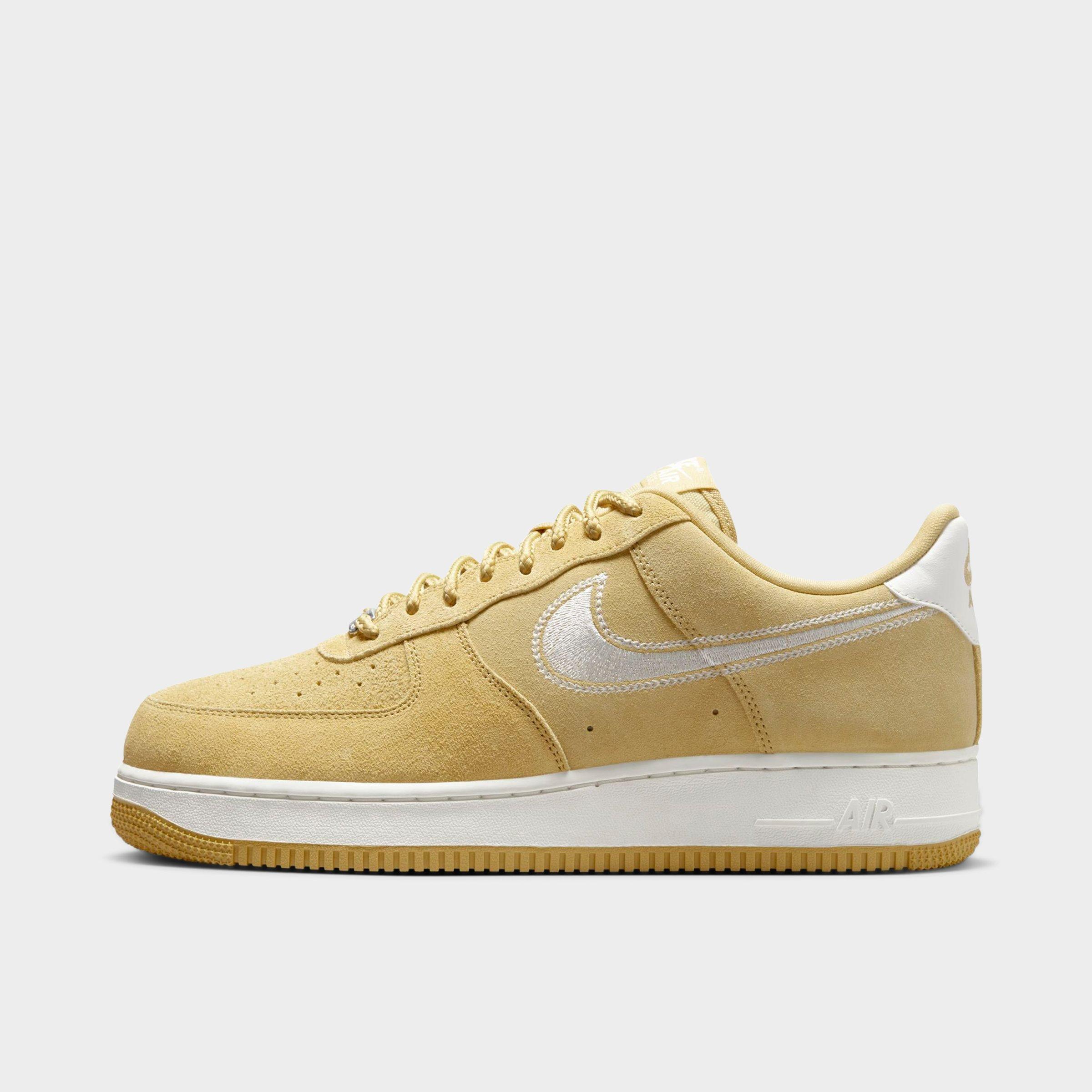 Nike Men's Air Force 1 '07 LV SE Casual Shoes in Yellow/Buff Gold Size 8 Lace/Suede