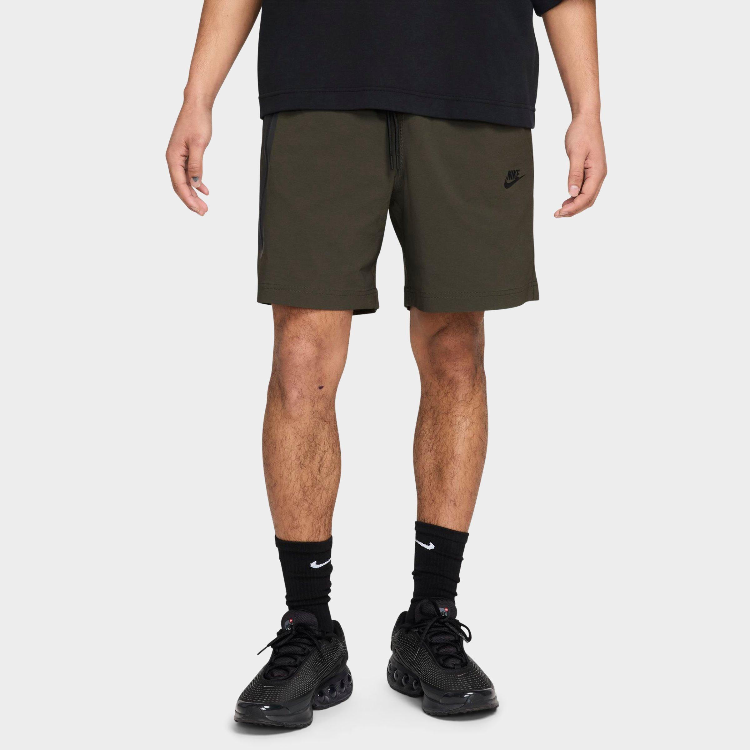 Nike Men's Tech 6" Woven Shorts in Green/Sequoia Size Large Nylon/Spandex