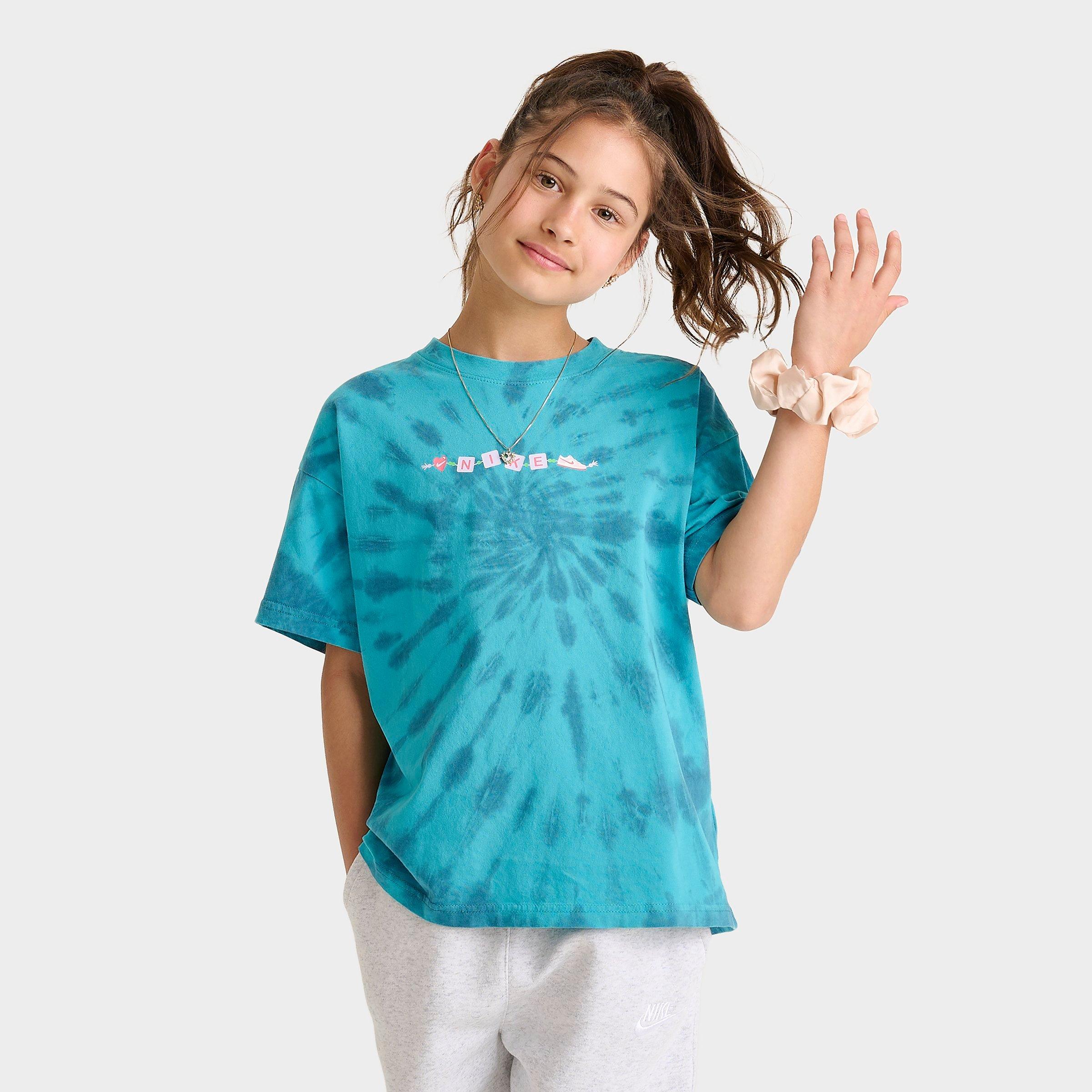 Nike Girls' Big Kids Sportswear Tie-Dye Bracelet Graphic T-Shirt in Dusty Cactus/Smoky Blue Size: Small