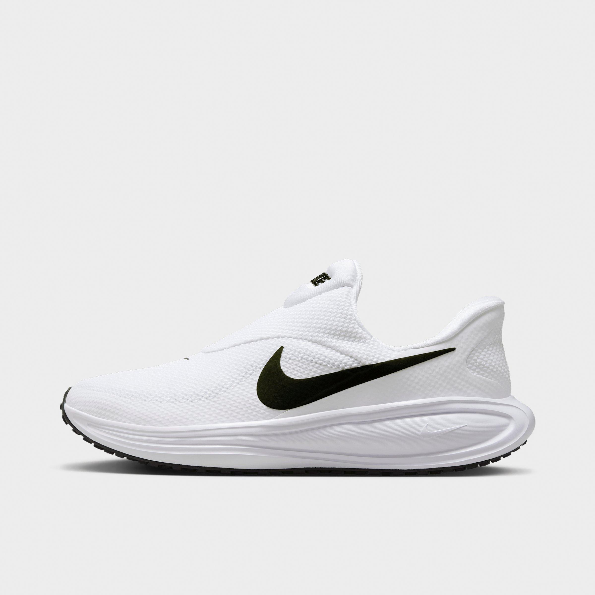 Nike Men's Revolution 8 EasyOn Running Shoes