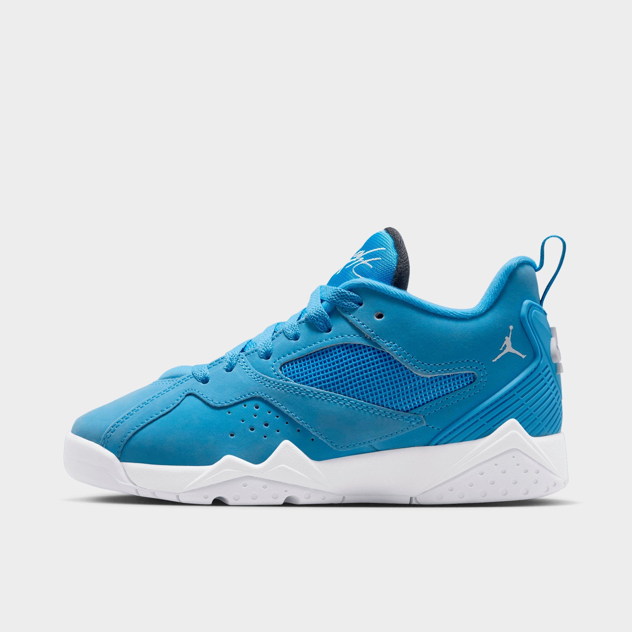Jordan Big Kids Air MVP 92 Basketball Shoes in University Blue/White/Black Size: 5.5