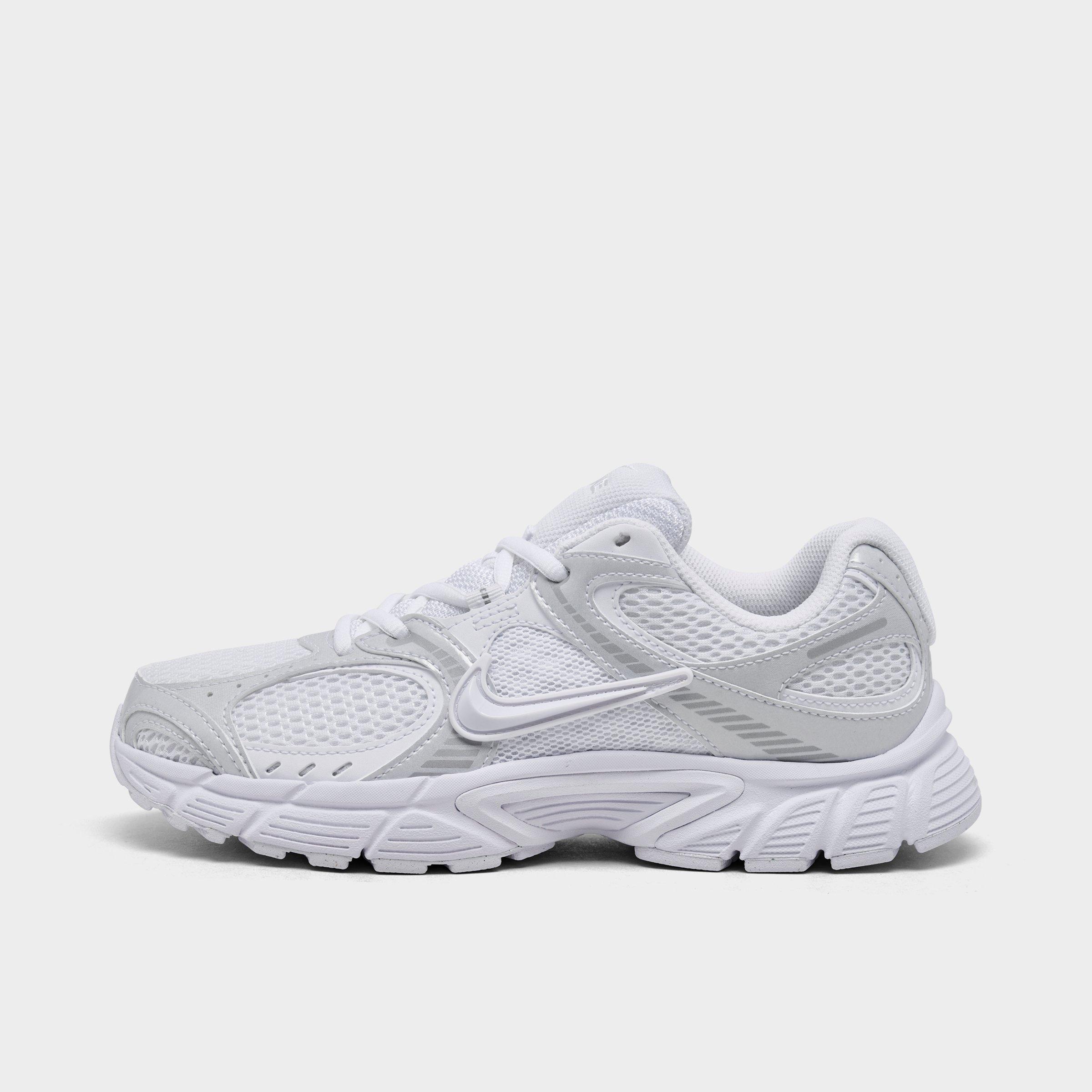 Nike Women's V5 RNR Casual Shoes in White/White Size 11.5 Leather