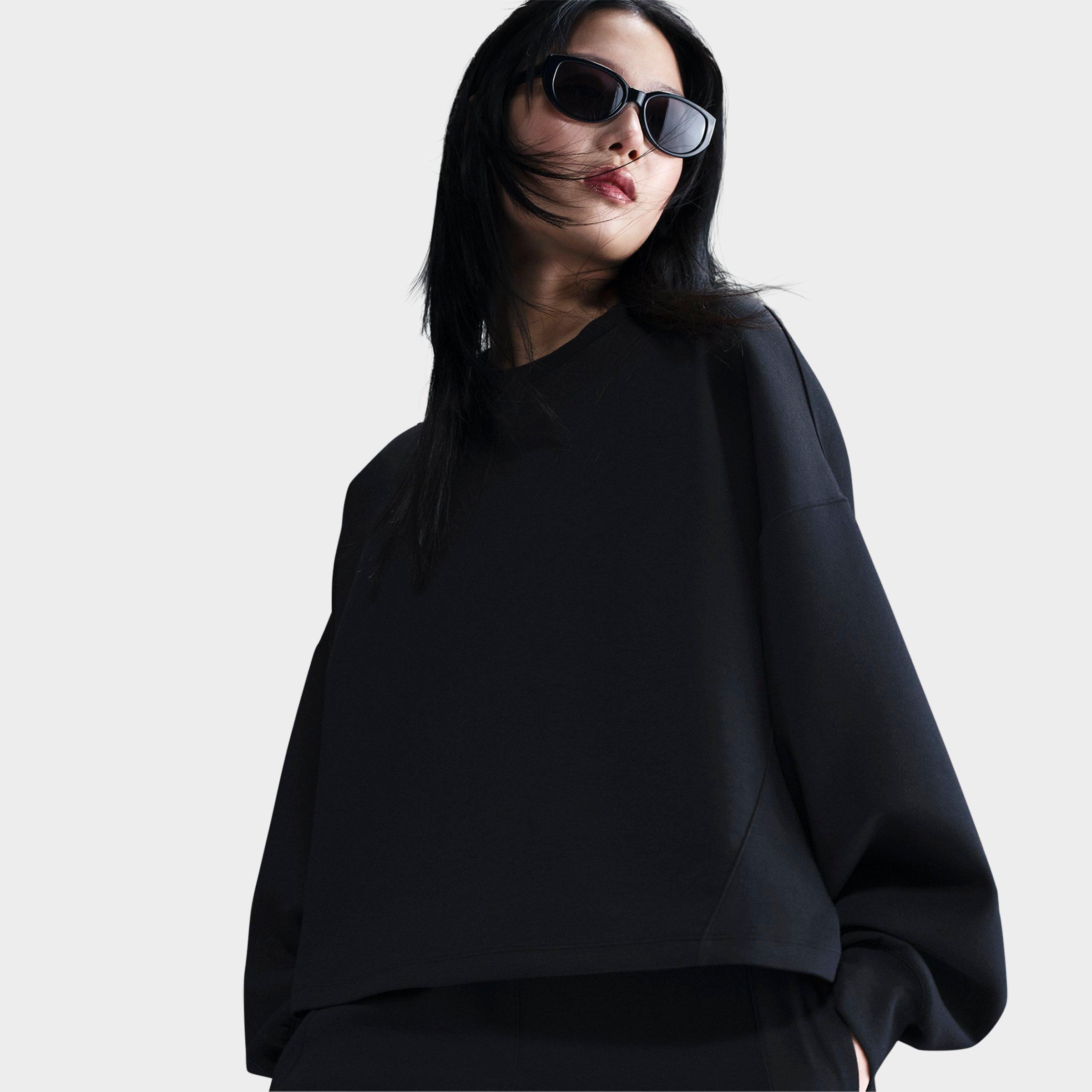 Nike Women's 24/7 ImpossiblySoft Dri-FIT Oversized Crewneck Sweatshirt in Black/Dk Smoke Grey Size: 2XS