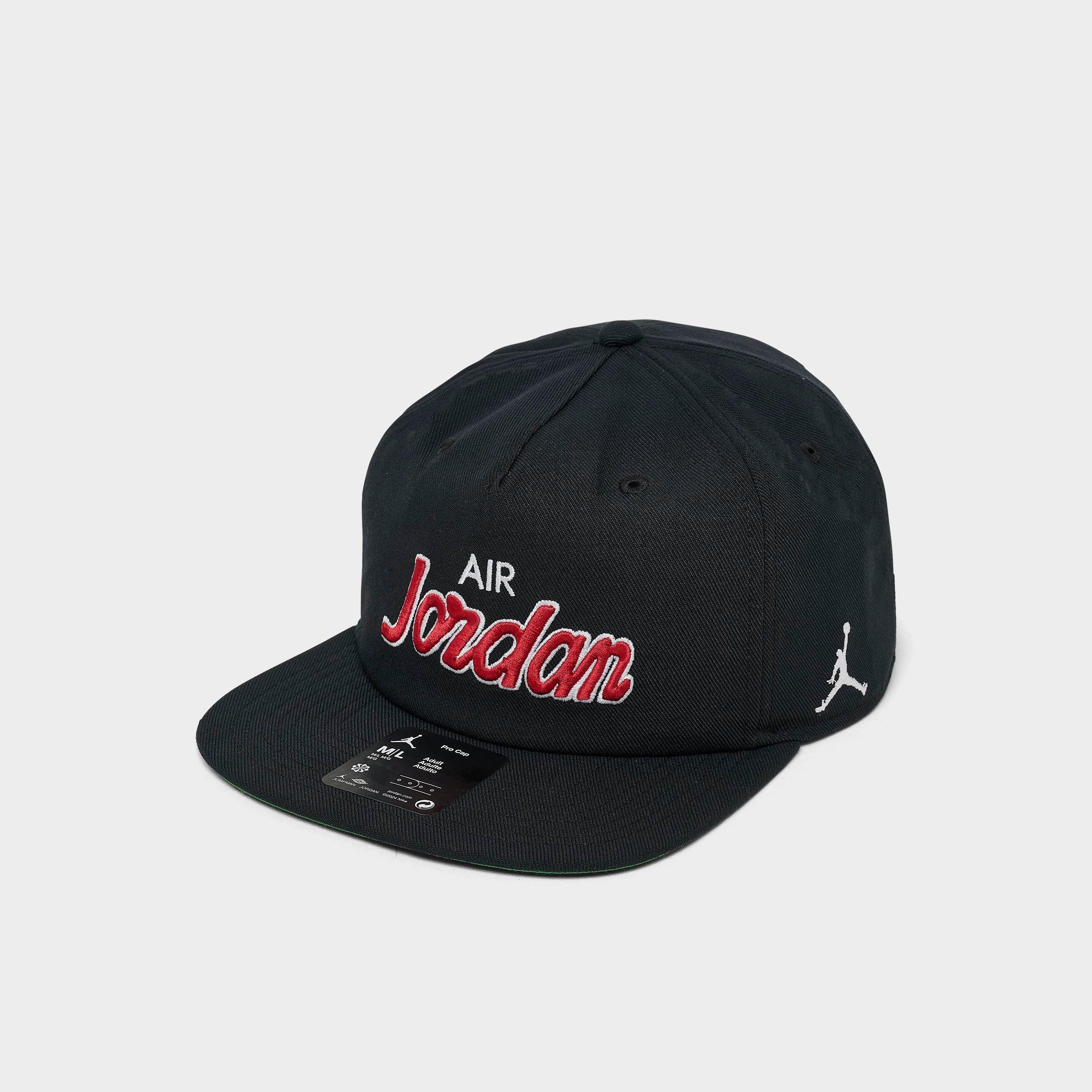 Jordan Air Pro Structured Snapback Hat in Black/Kelly Green/White Size: Medium/Large