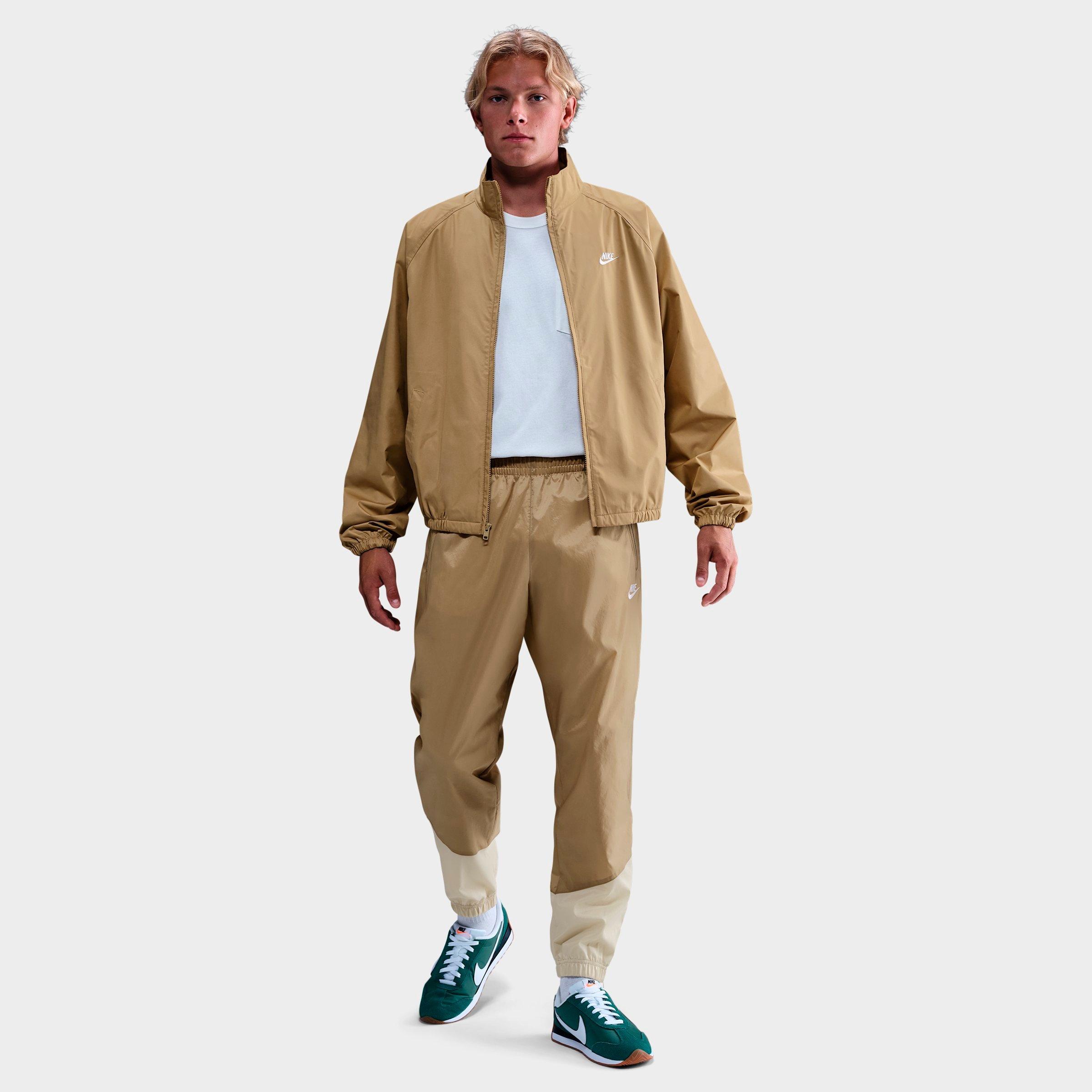 Nike Men's Sportswear Club Roscoe Full-Zip Jacket in Parachute Beige/White Size: XS