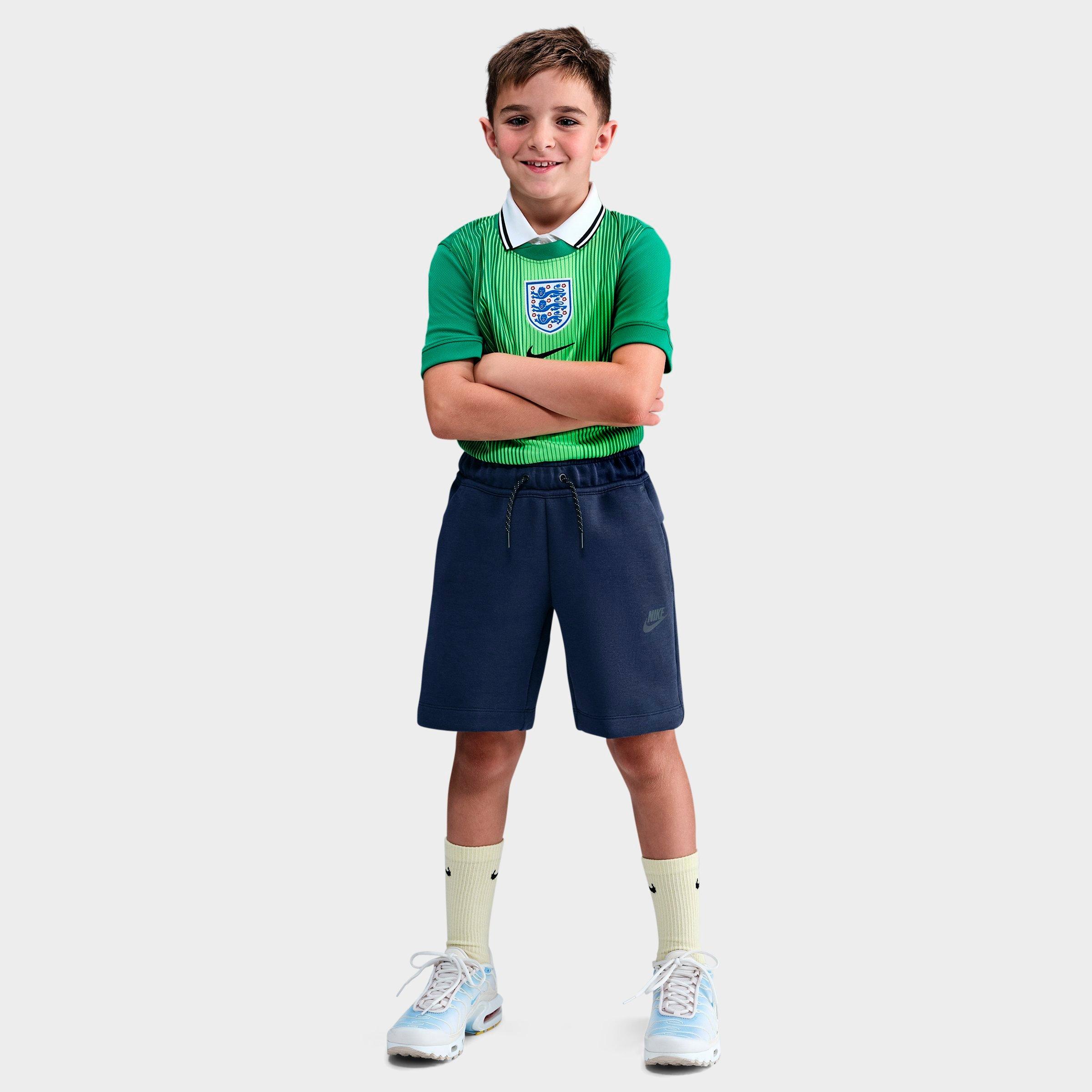 Nike Boys Big Kids Sportswear Tech Fleece Shorts in Obsidian/Black Size: Small