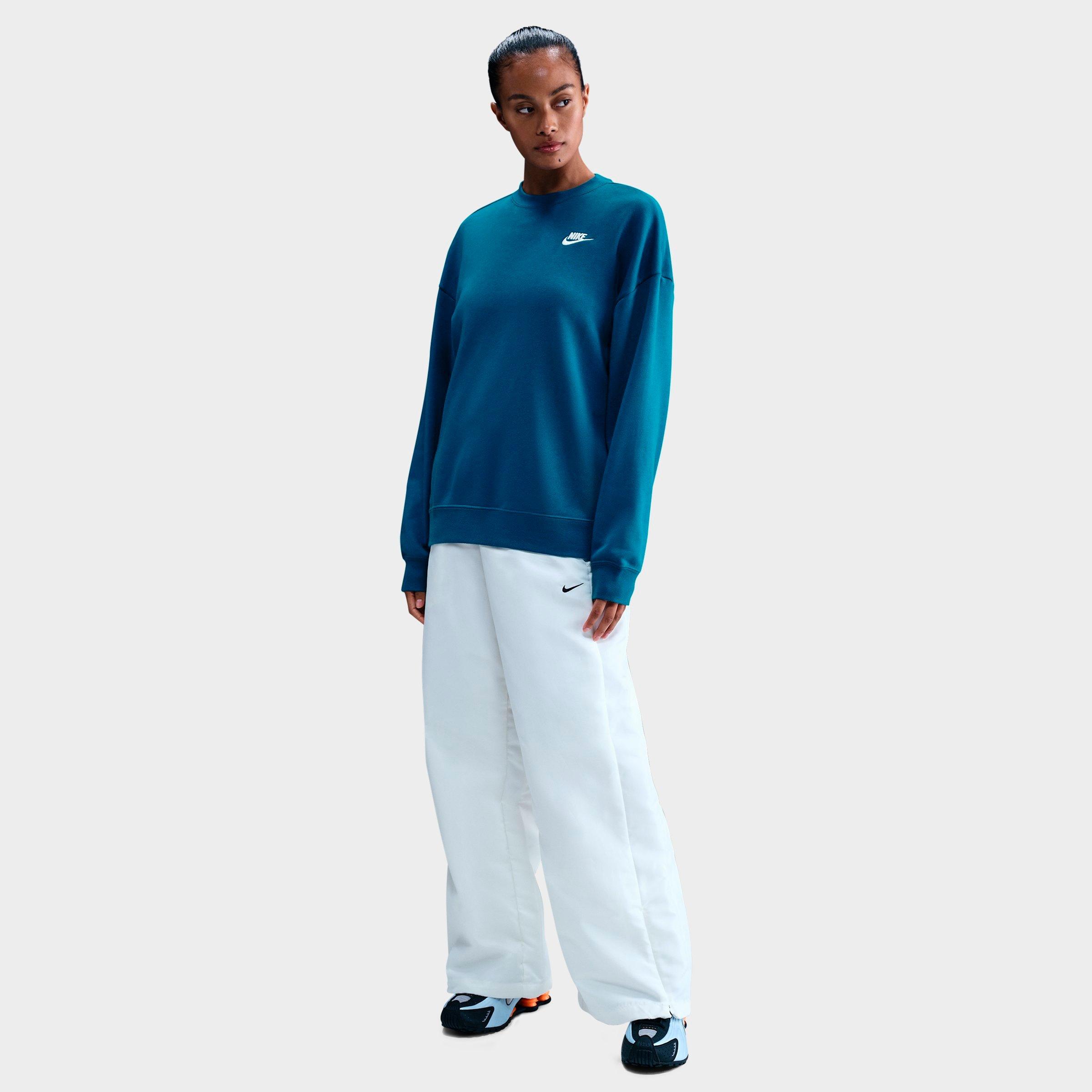 Nike Women's Sportswear Club Fleece Loose Crewneck Sweatshirt in Green Abyss/White Size: XS