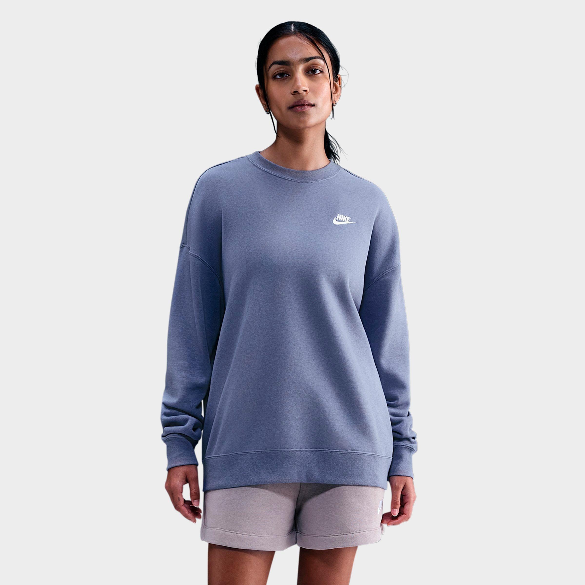 Nike Women's Sportswear Club Fleece Loose Crewneck Sweatshirt in World Indigo/White Size: 2XL