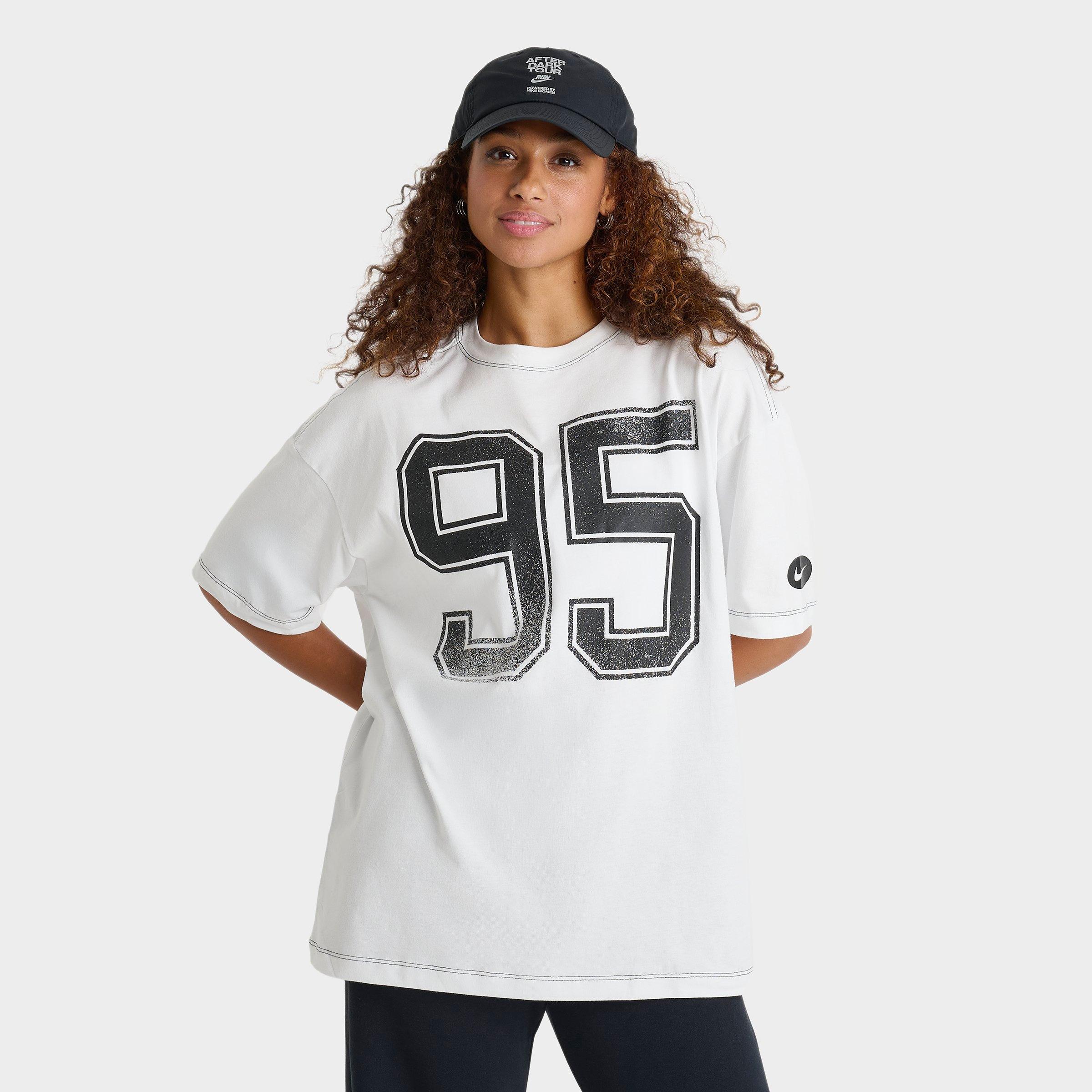 Nike Women's Sportswear 95 Oversized T-Shirt in Summit White Size: XS