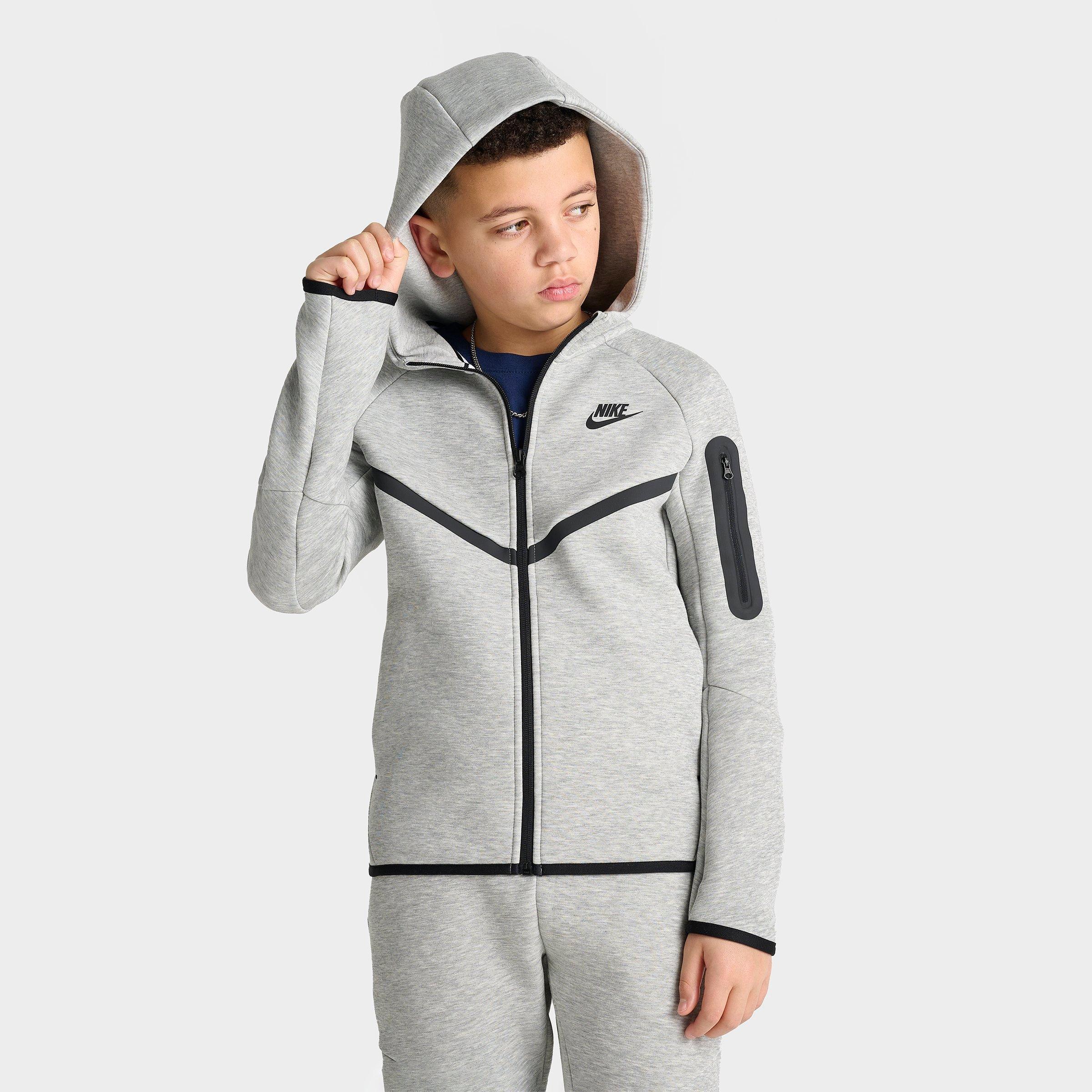 Nike Boys' Sportswear Tech Fleece Full-Zip Hoodie in Grey/Dark Grey Heather Size XS Cotton/Polyester/Fleece