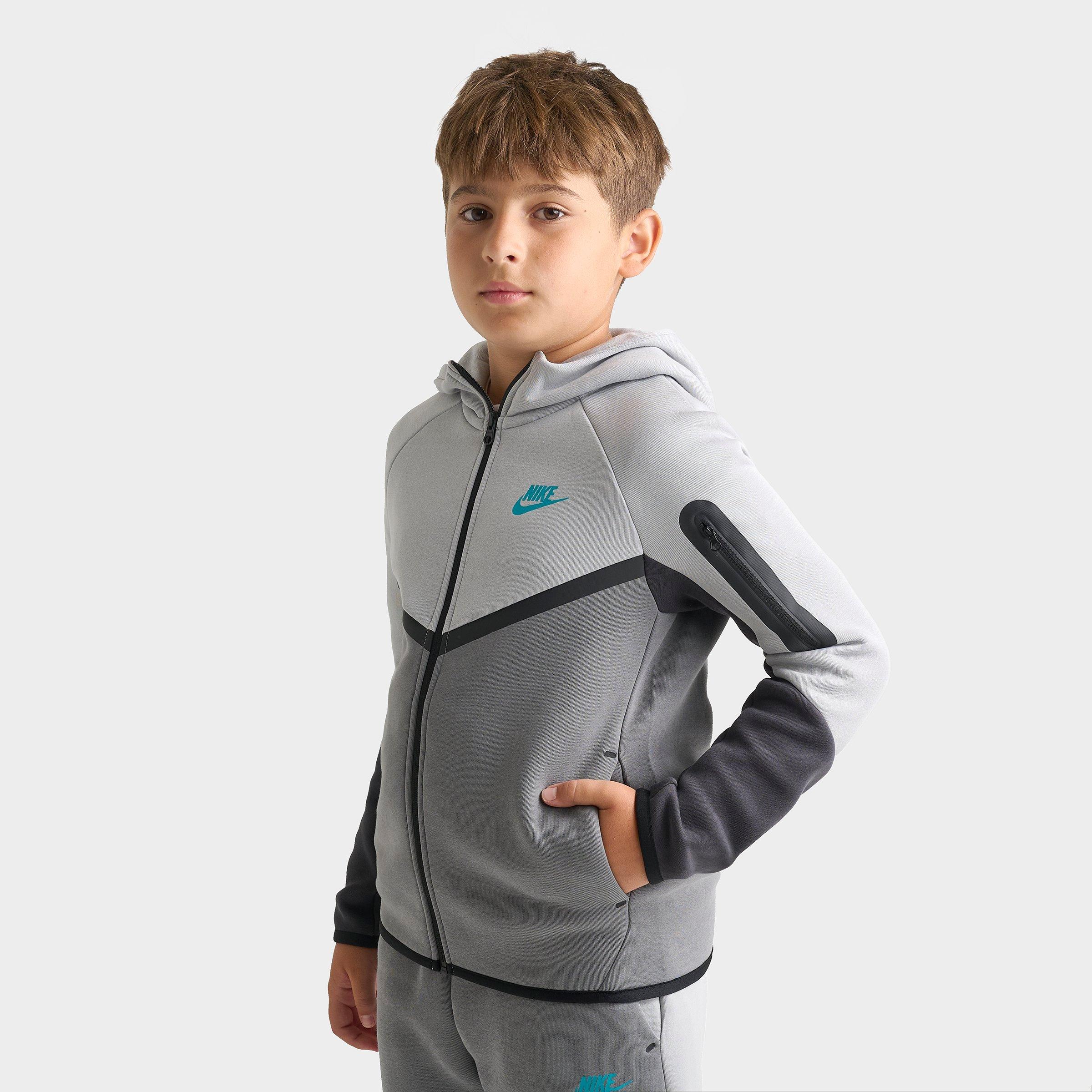 Nike Big Kids Sportswear Tech Fleece Full-Zip Hoodie in Light Smoke Grey/Smoke Grey/Anthracite Size: Large