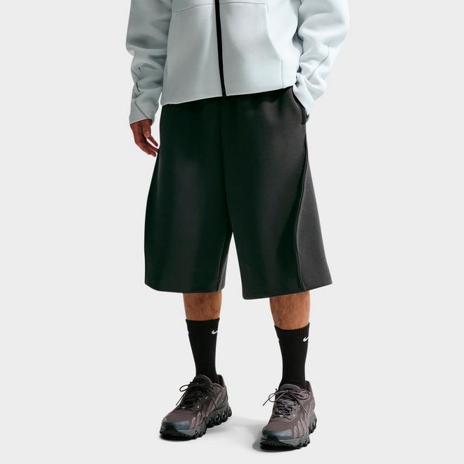 Men's Nike Sportswear Tech Fleece Oversized Fit Shorts