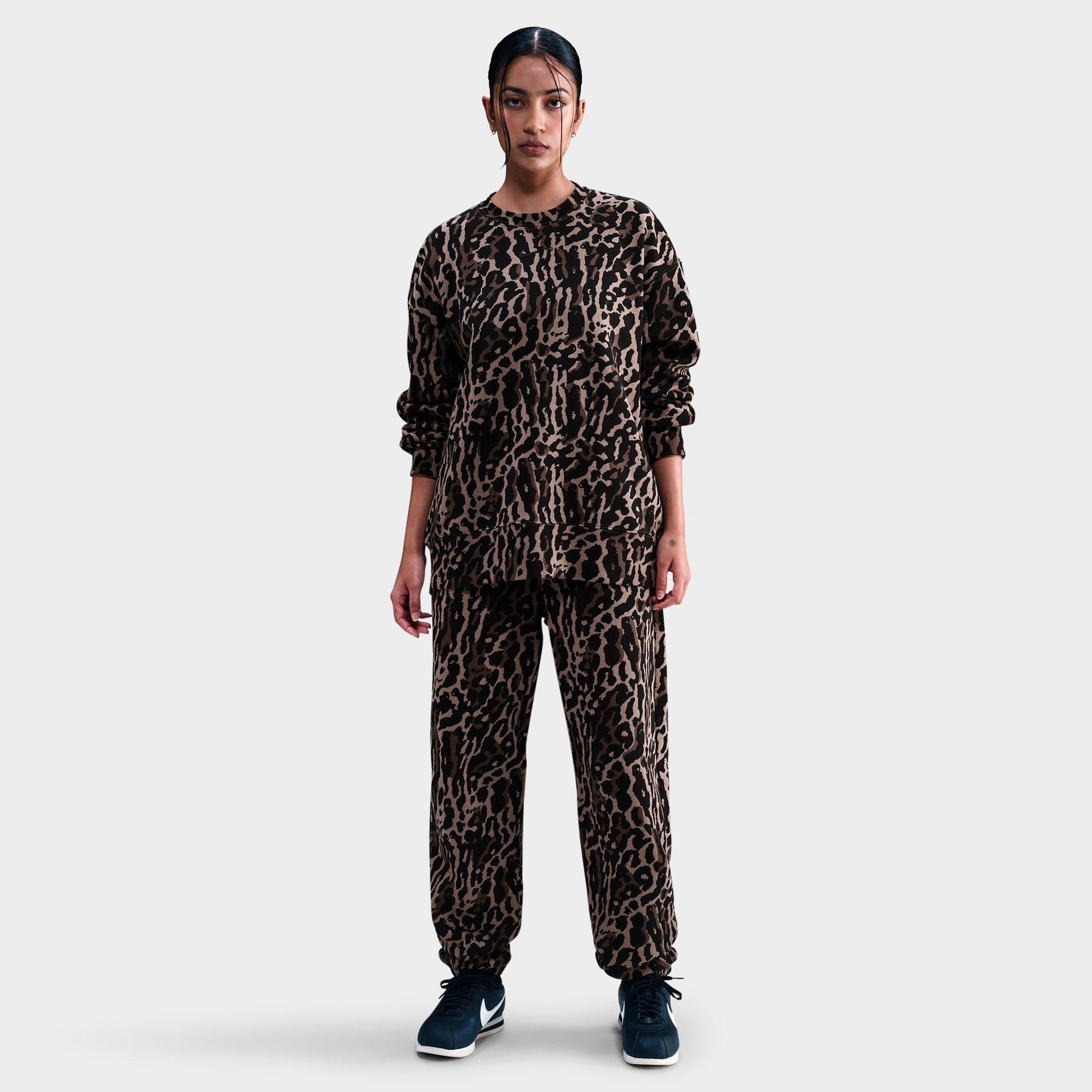 Nike Women's Sportswear Phoenix Fleece Woven Printed Oversized Jogger Pants