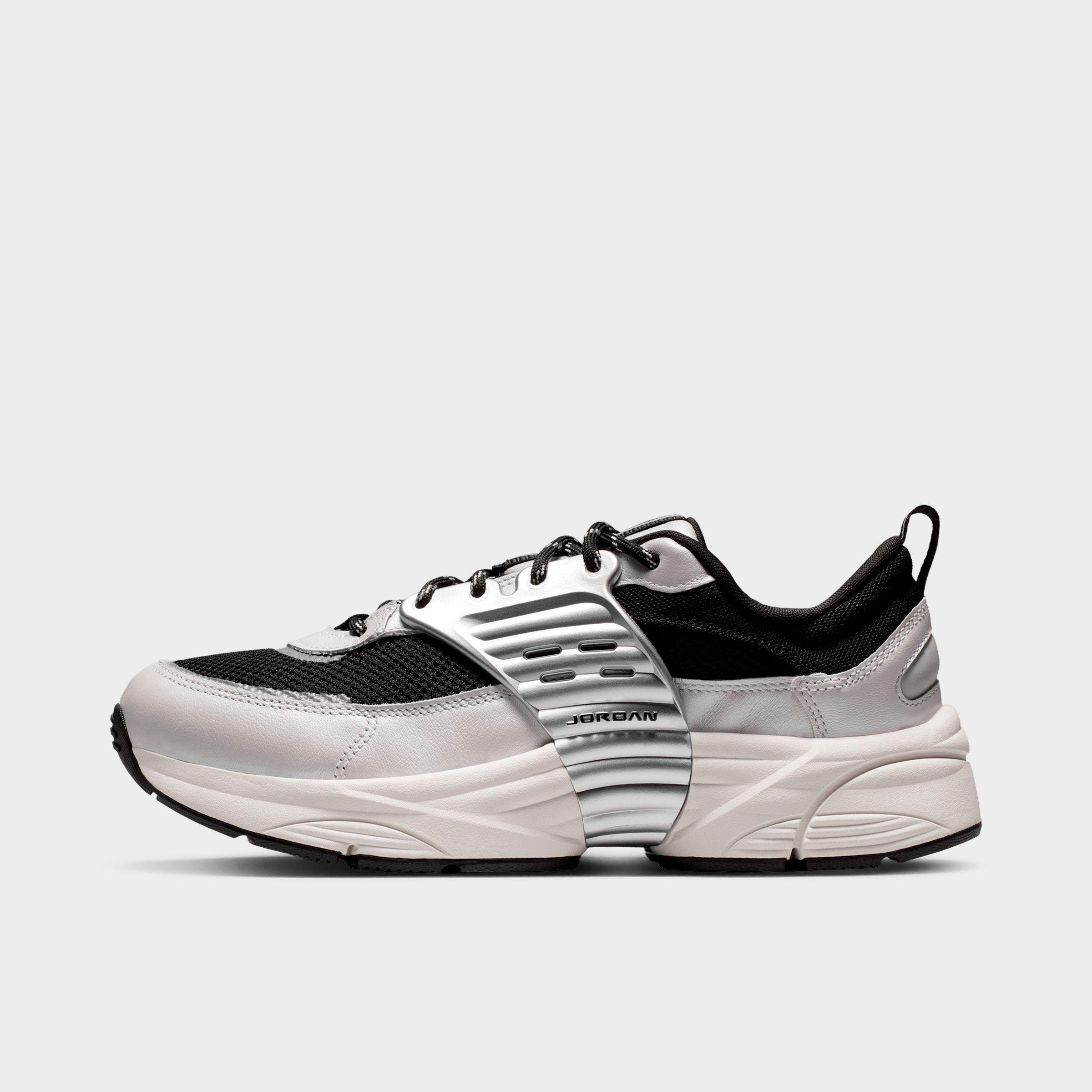 Jordan Men's Trunner O/S Casual Shoes in Photon Dust/Black/Sail Size: 15.0