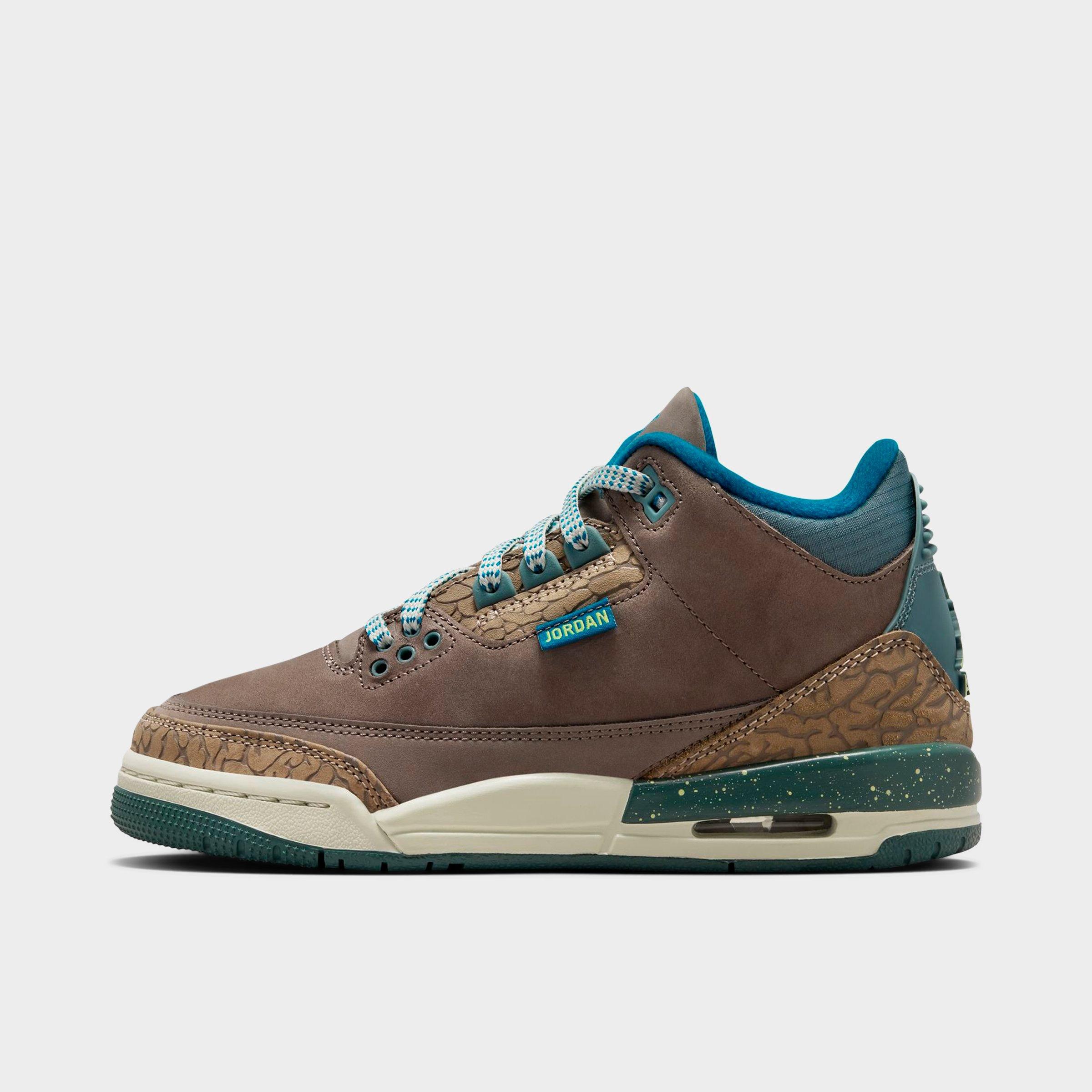Jordan Big Kids Air Retro 3 Basketball Shoes in Olive Grey/Green Abyss/Khaki Size: 3.5