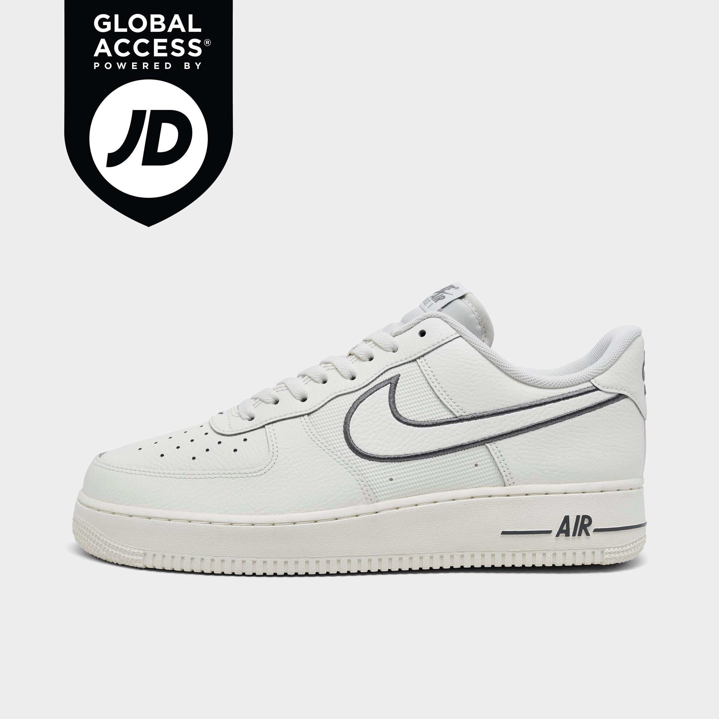 Nike Men's Air Force 1 '07 SE Casual Shoes in White/Sail Size 14 Leather