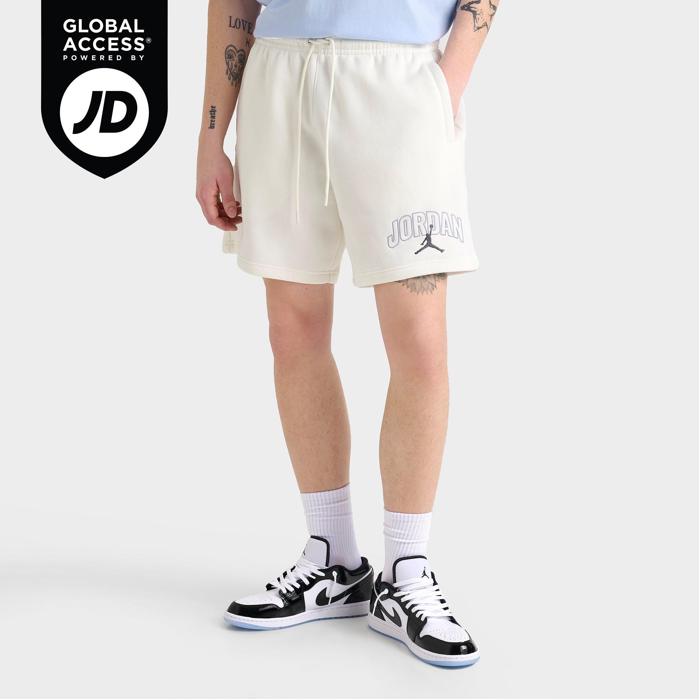 Jordan Men's Brooklyn Fleece Graphic Shorts in Sail/Dark Grey Size: Small