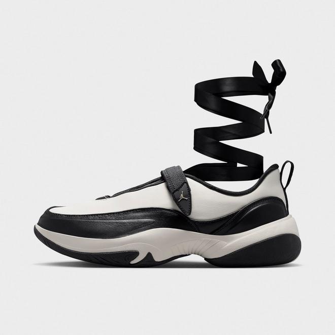 Women's Jordan Pointe Casual Shoes