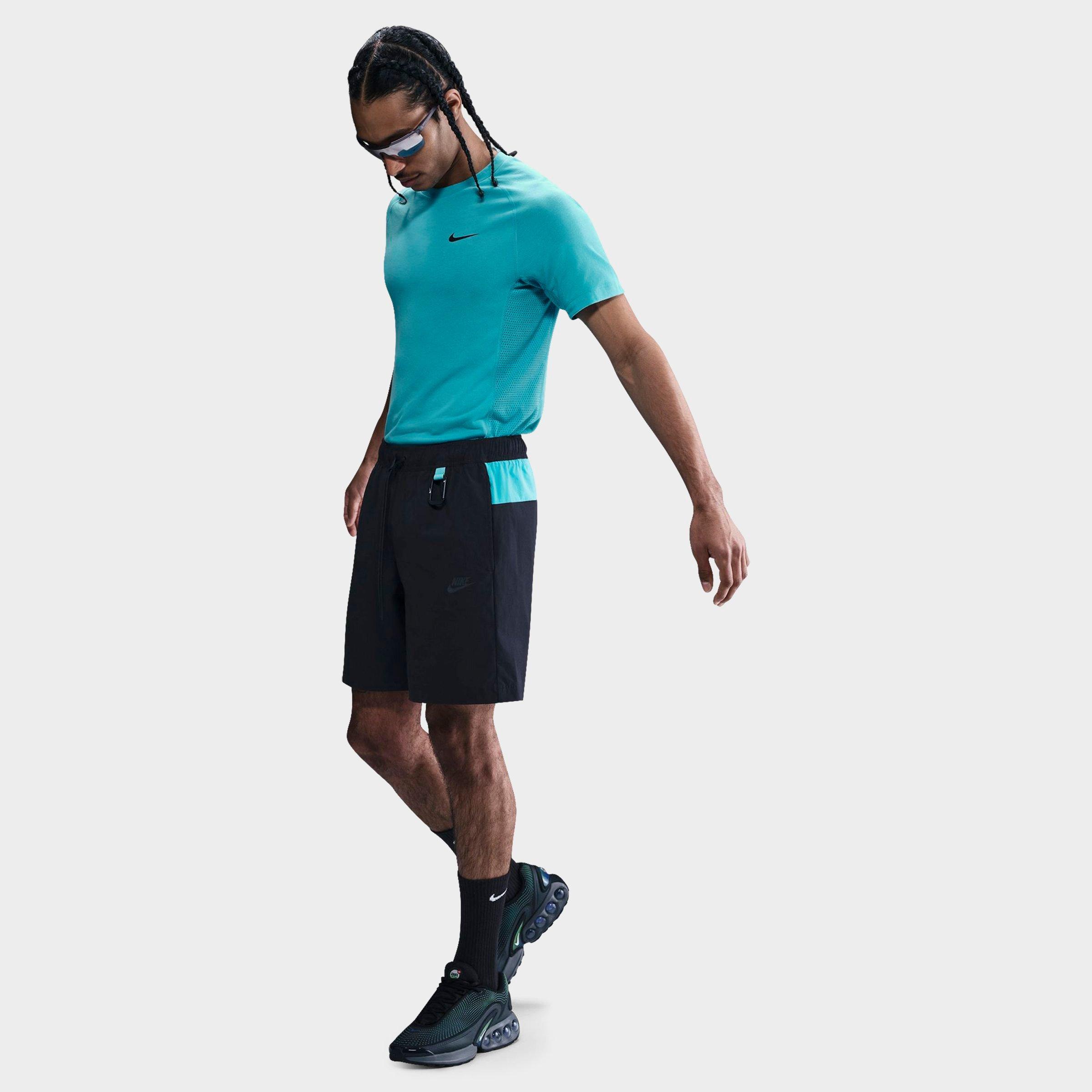 Nike Men's Tech Trek Woven Shorts in Black/Dusty Cactus Size: XS