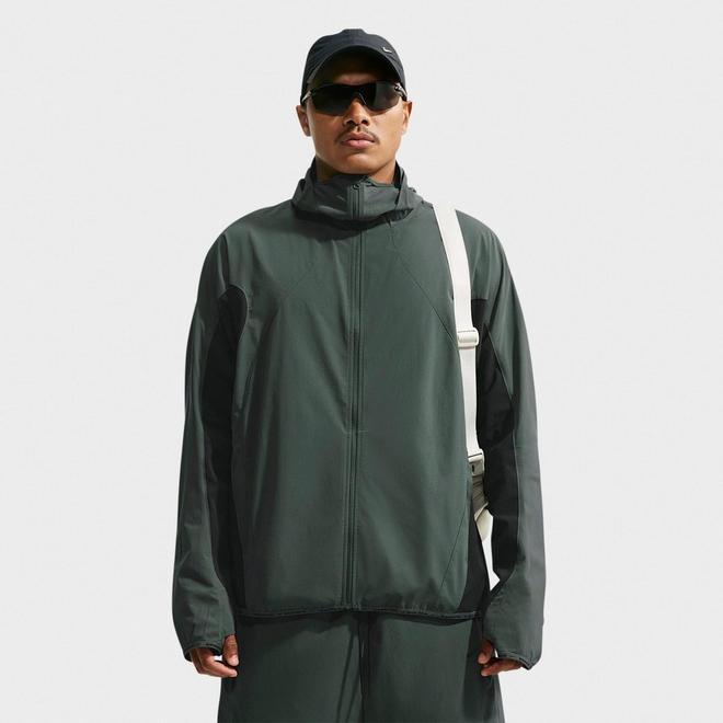 Men's Nike Tech Helios Dri-FIT Long-Sleeve Full-Zip Shell