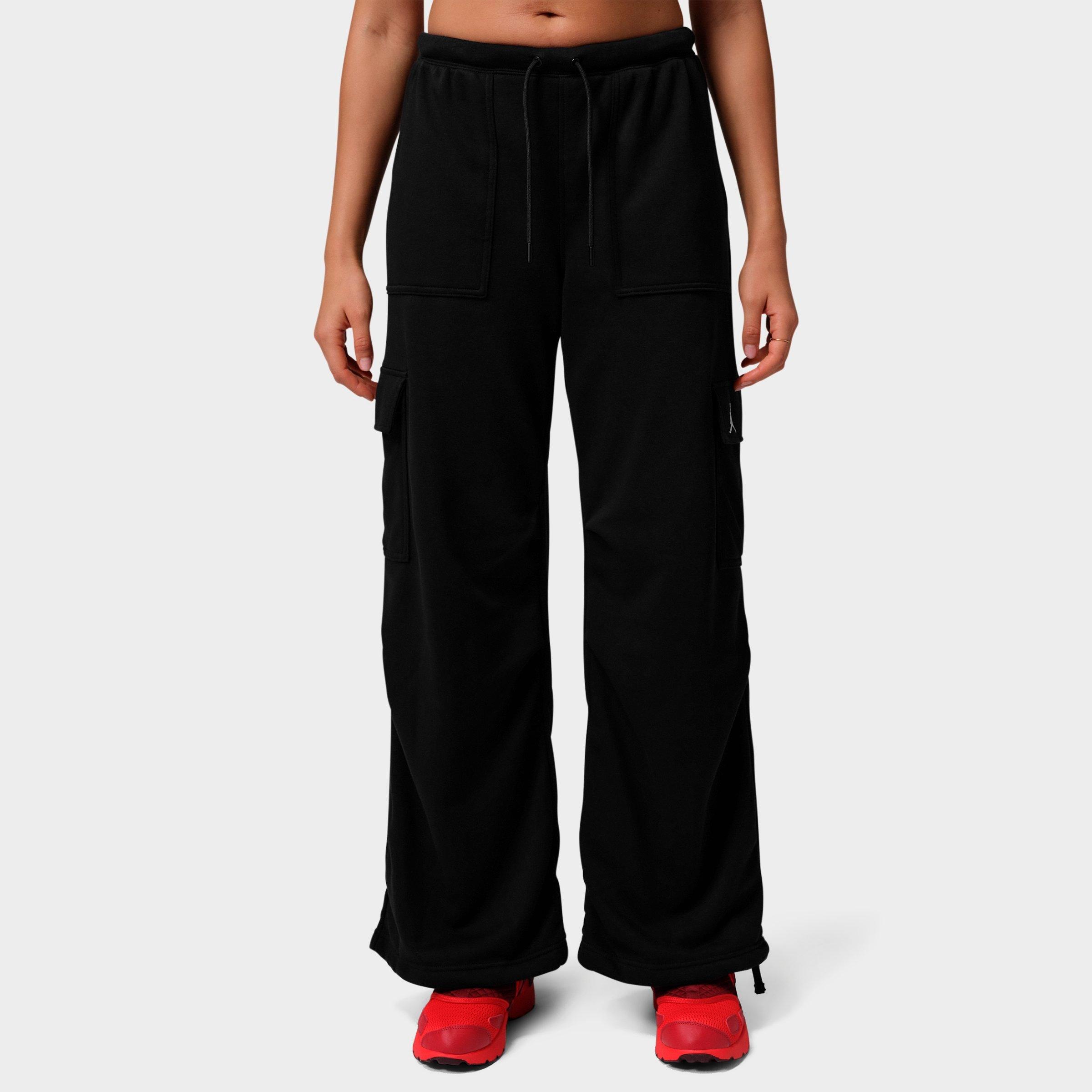 Jordan Women's Brooklyn Fleece Cargo Pants in Black/White Size: XS