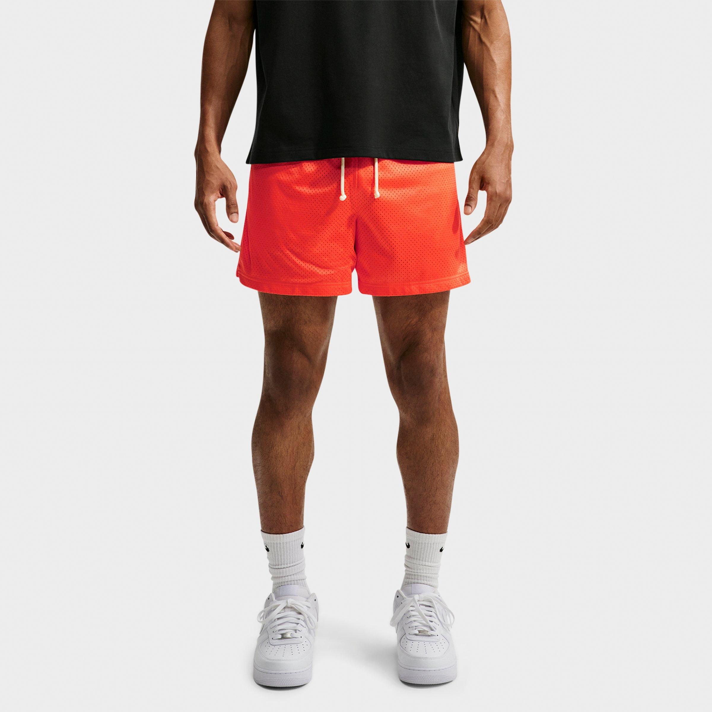 Nike Men's Standard Issue 5" Practice Mesh Basketball Shorts in Turf Orange/Pale Ivory Size: XL