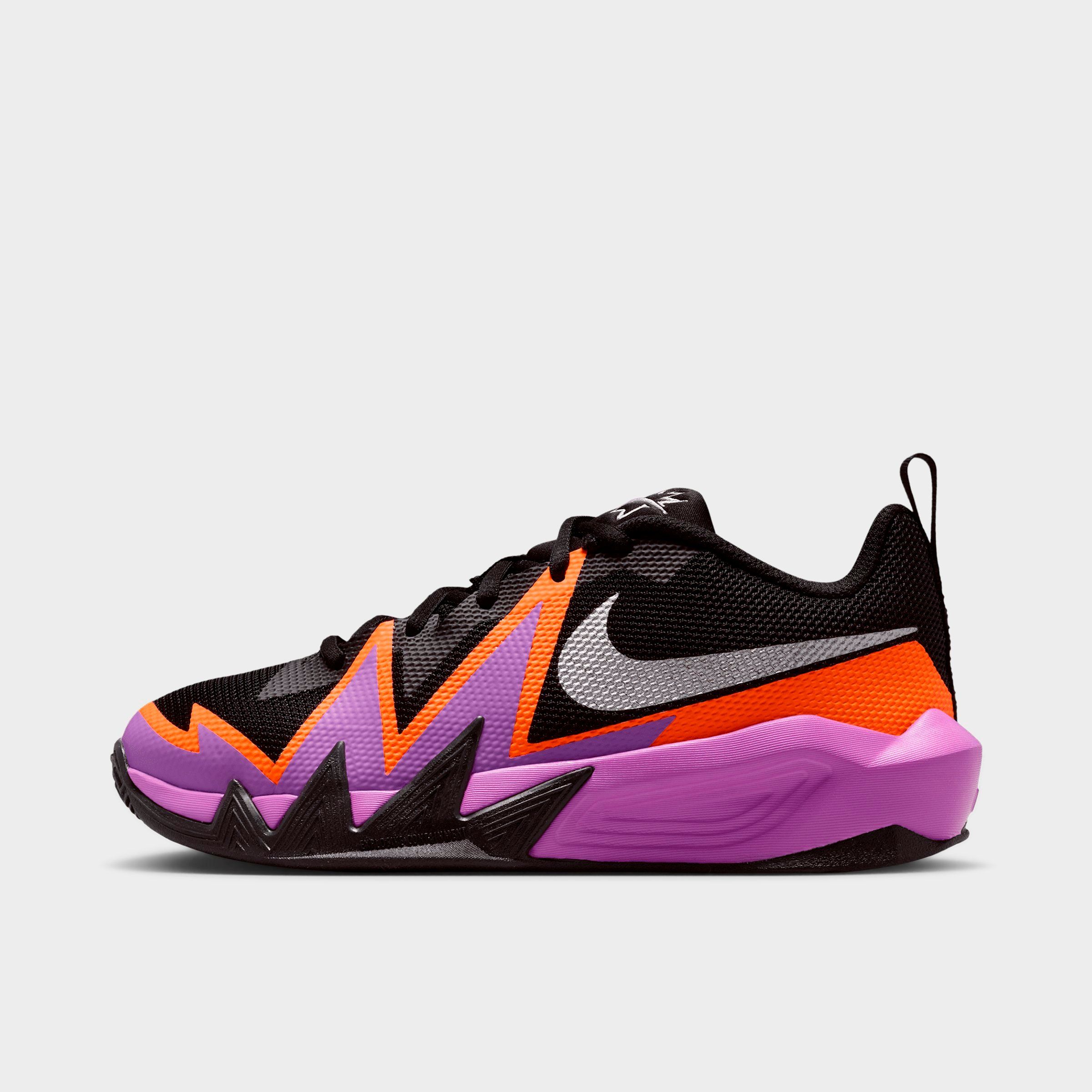 Nike Big Kids S. T. Dynamite Basketball Shoes