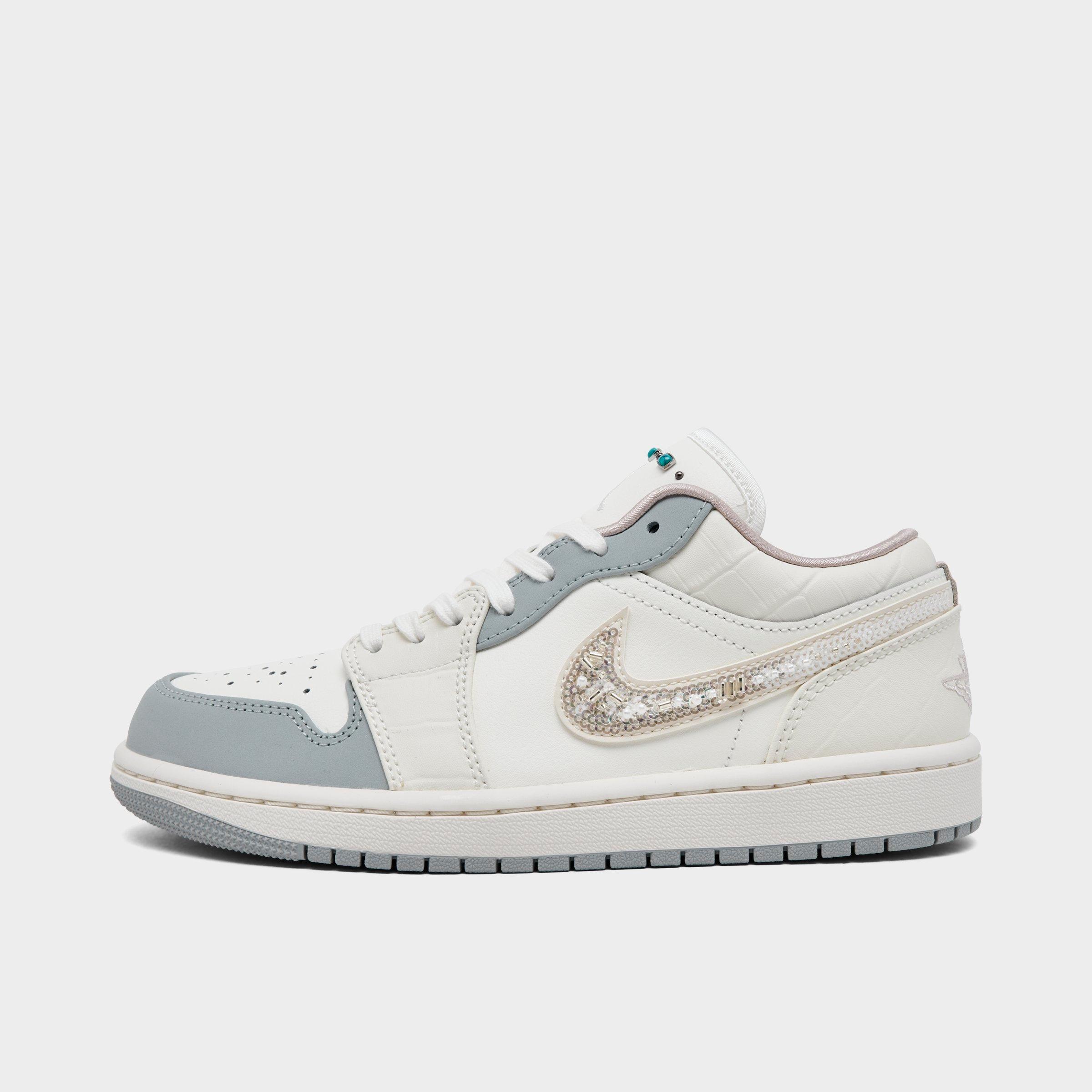 Jordan Women's Air 1 Low SE Casual Shoes in Sail/Off Noir/Soft Pearl Size: 5.0