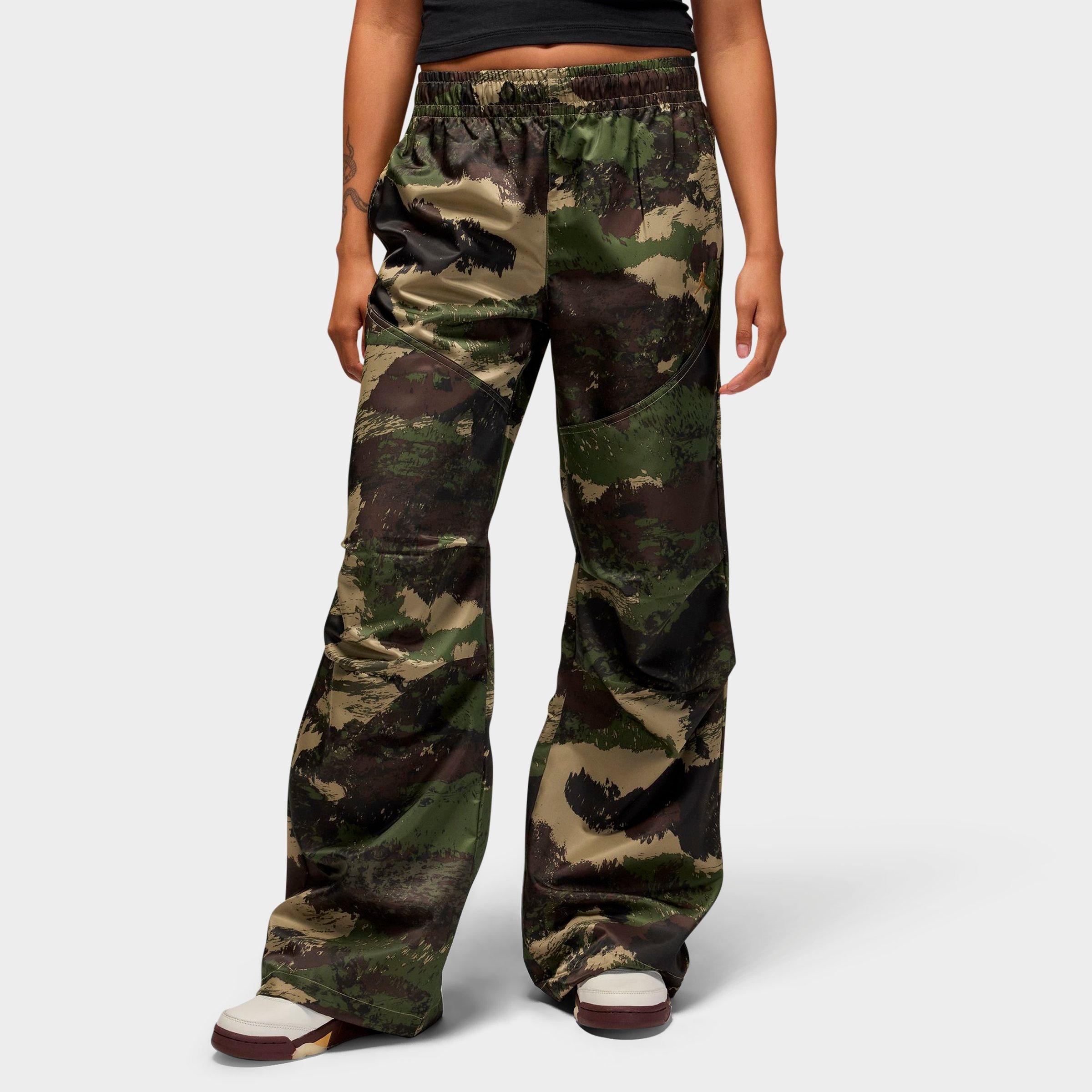 Jordan Women's Brooklyn Camo Novelty Pants in Neutral Olive Size: XS