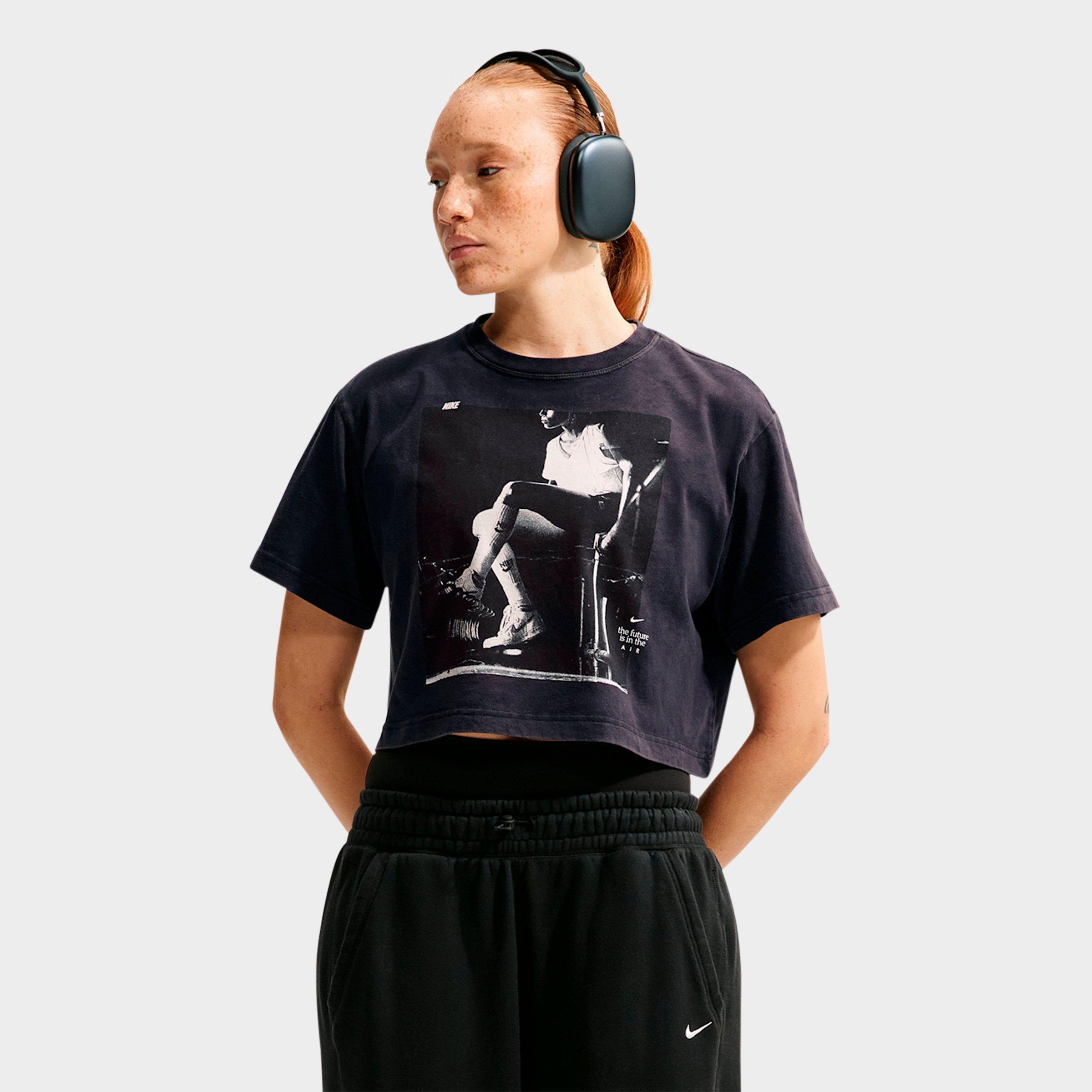 Nike Women's Basketball Photo T-Shirt in Black Size: XL