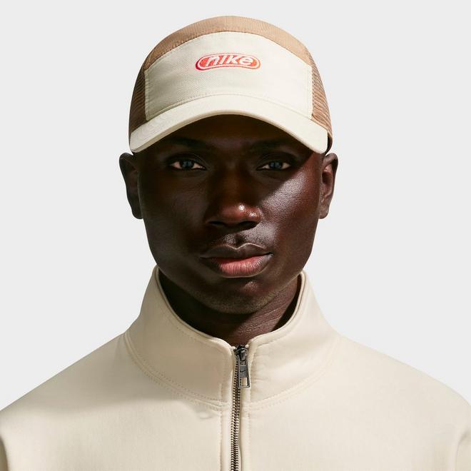 Nike Fly Strapback Hat