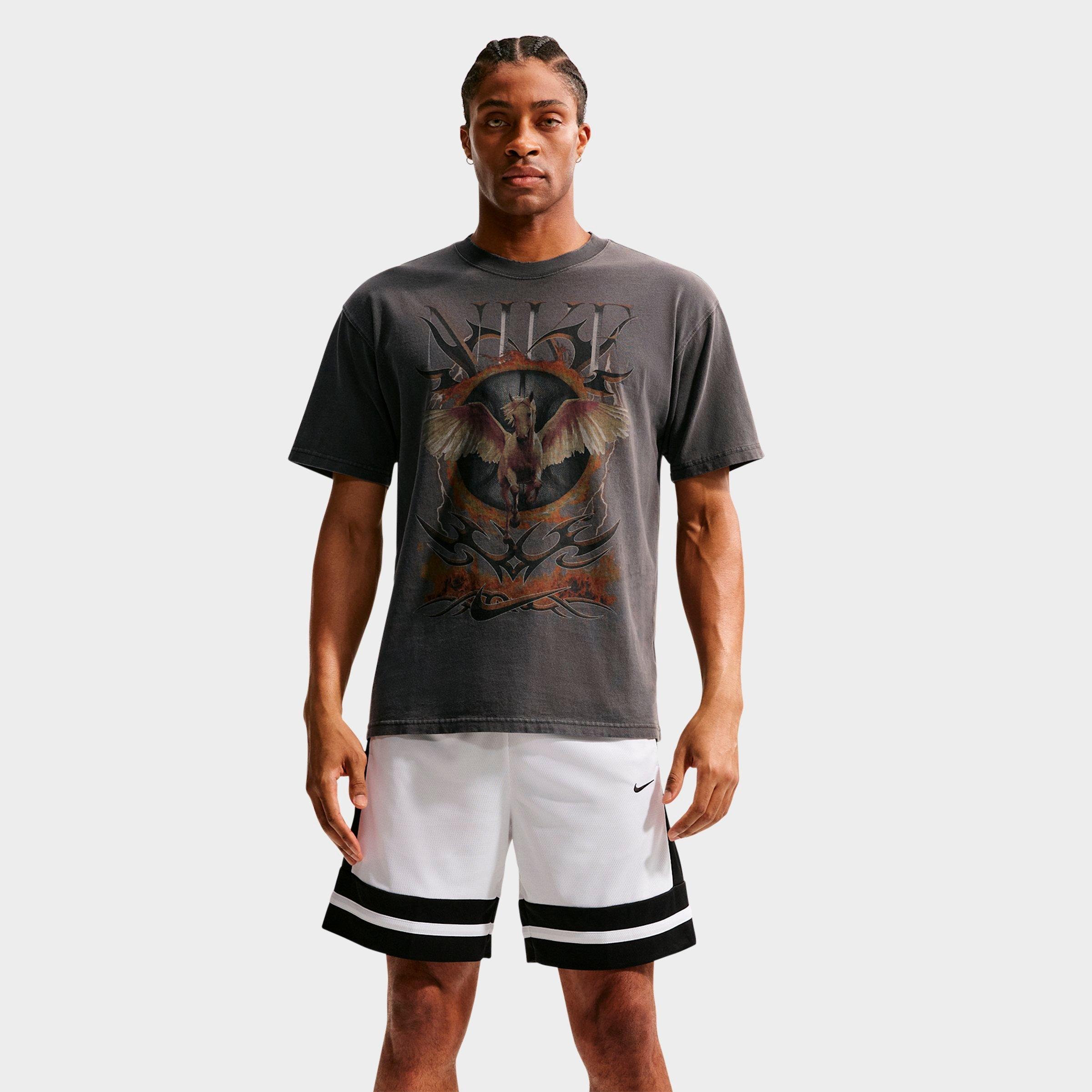 Nike Men's Wings Graphic Basketball T-Shirt in Black Size: XL