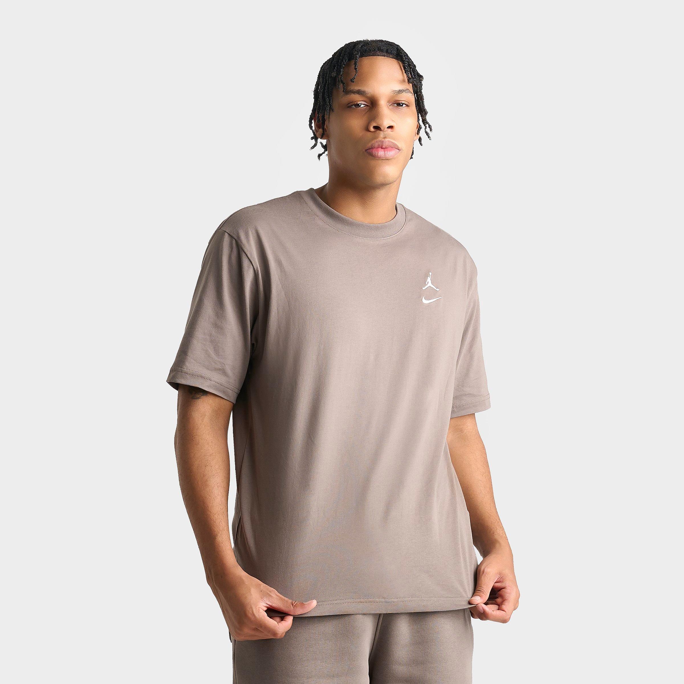 Jordan Men's Brooklyn Swoosh Logo T-Shirt in olive gry/sail Size: Small