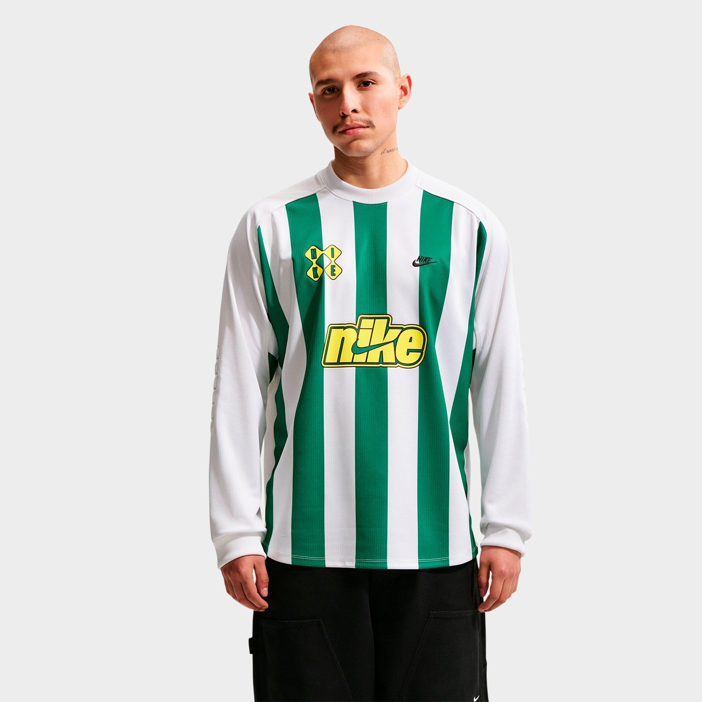 Nike Men's Sportswear Club Goalie Top in Malachite/White/Lightning Size: Large