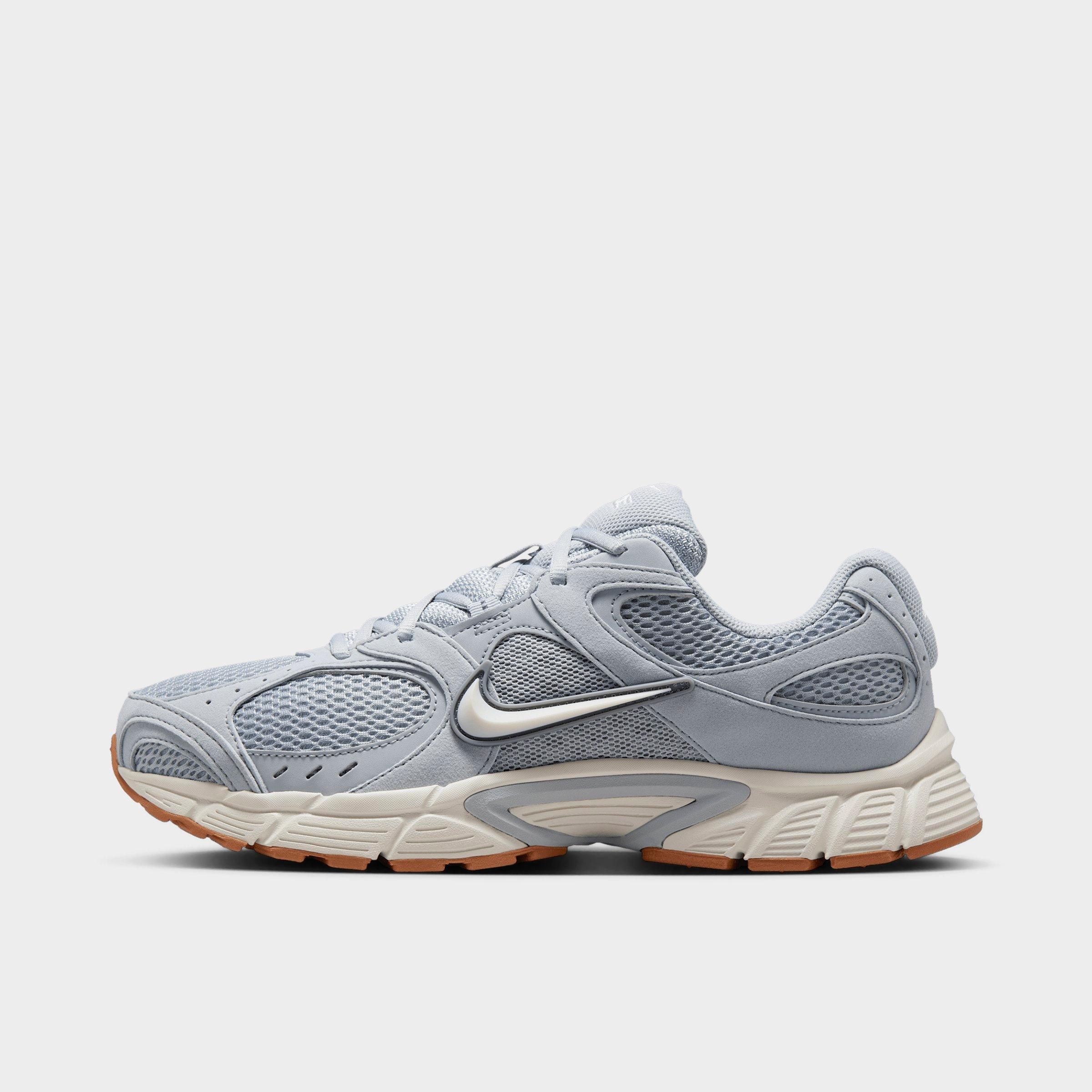 Nike Men's V5 RNR Casual Shoes in Wolf Grey/Gum Medium Brown/Phantom Size: 8.5