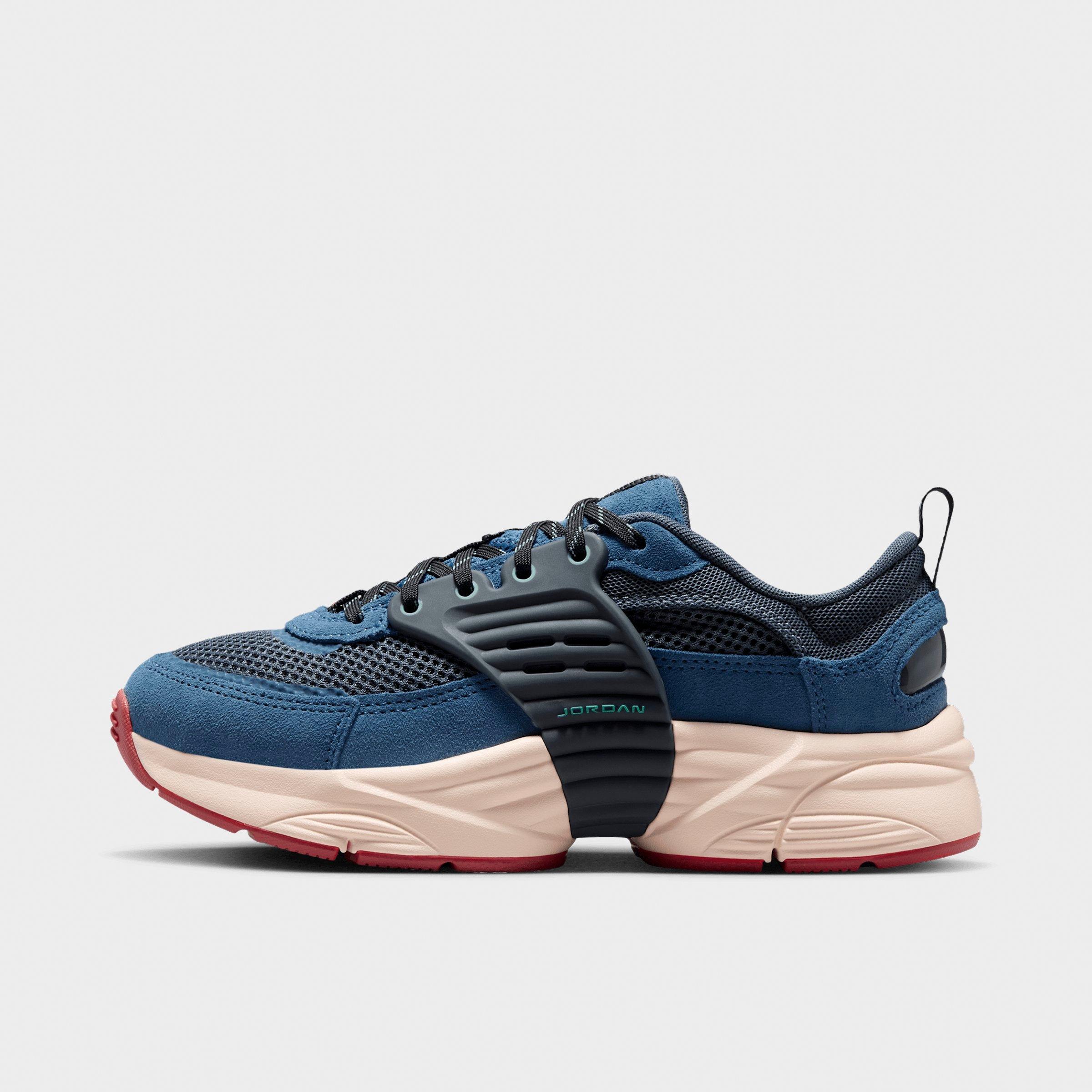 Jordan Big Kids Trunner O/S Casual Shoes in True Blue/Blue Fox/Chalk Size: 6.5