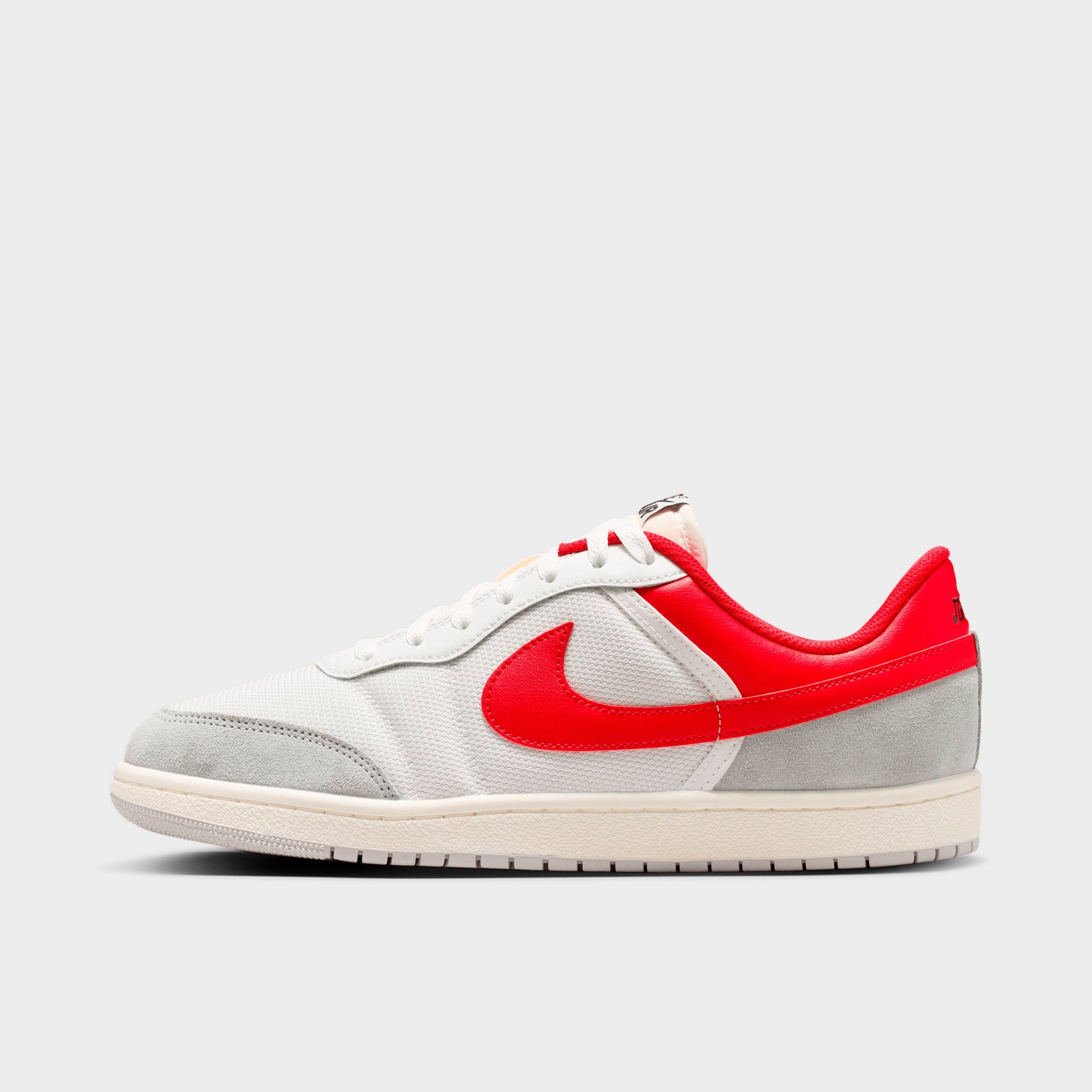 Jordan Men's Air Skyline Low Casual Shoes