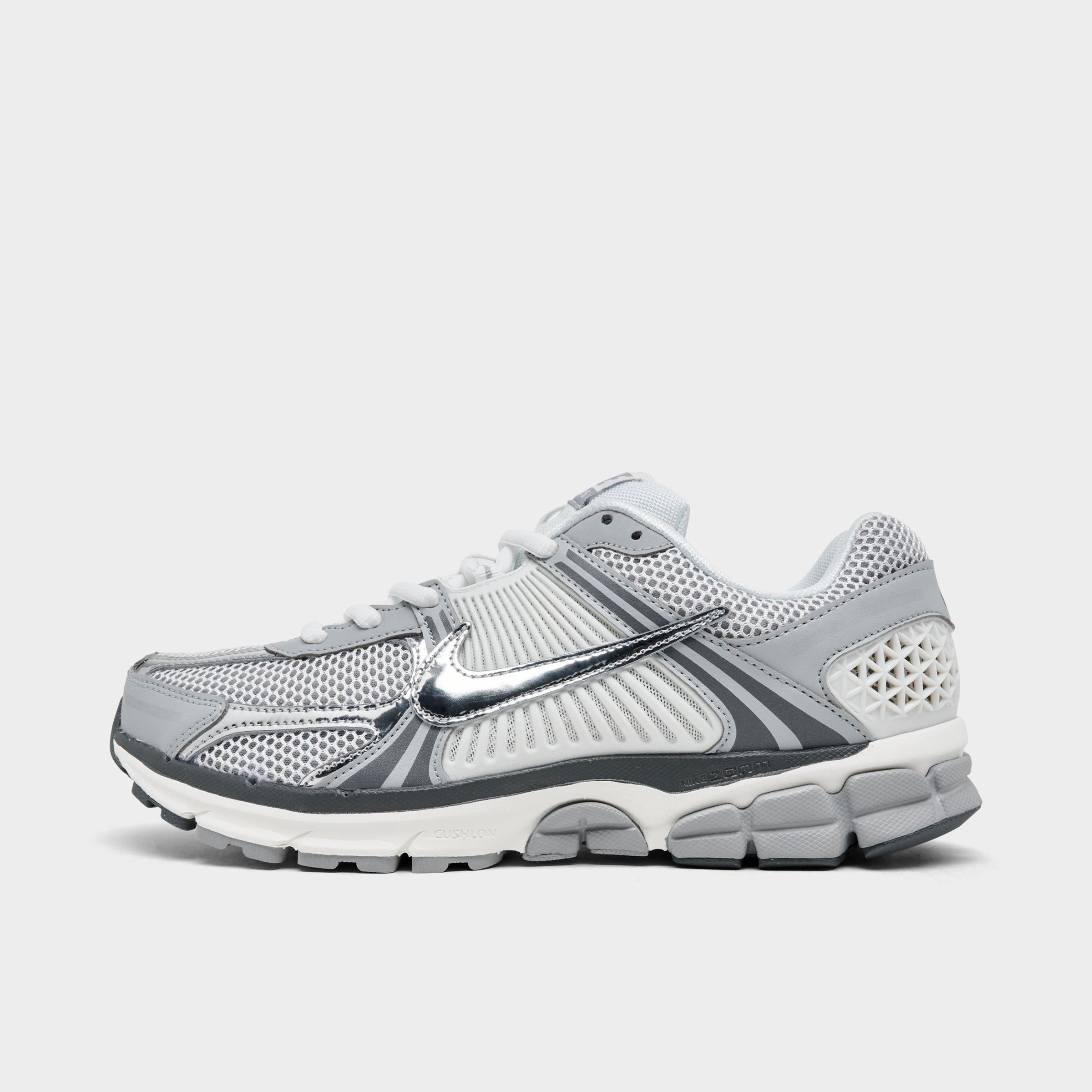 Nike Men's Zoom Vomero 5 Casual Shoes in Summit White/Light Smoke Grey/Smoke Grey Size: 7.5