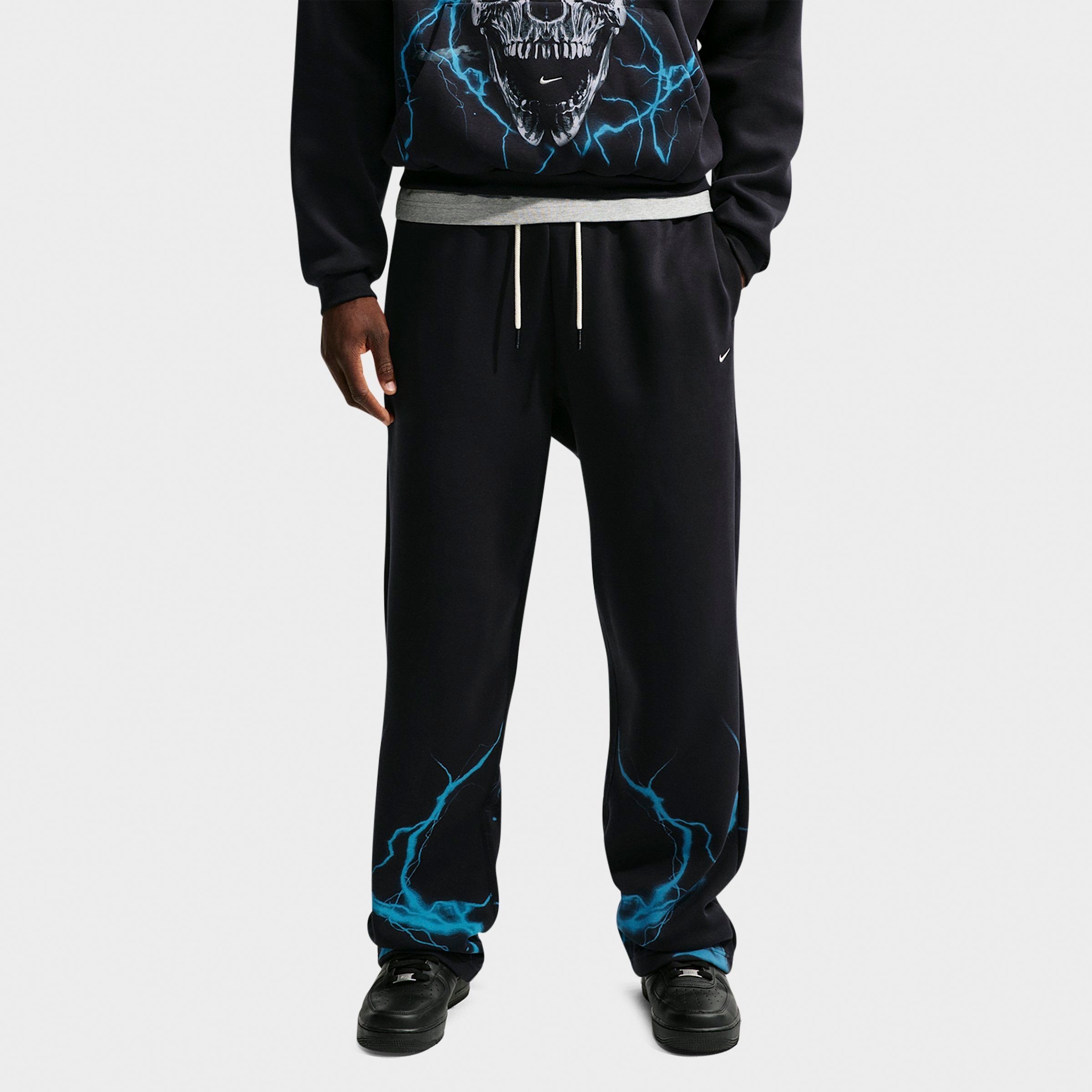 Nike Men's Standard Issue Brushed Skull Basketball Pants