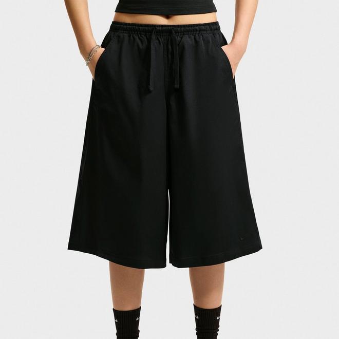 Women's Nike Sportswear Oversized Mid-Rise Parachute Shorts